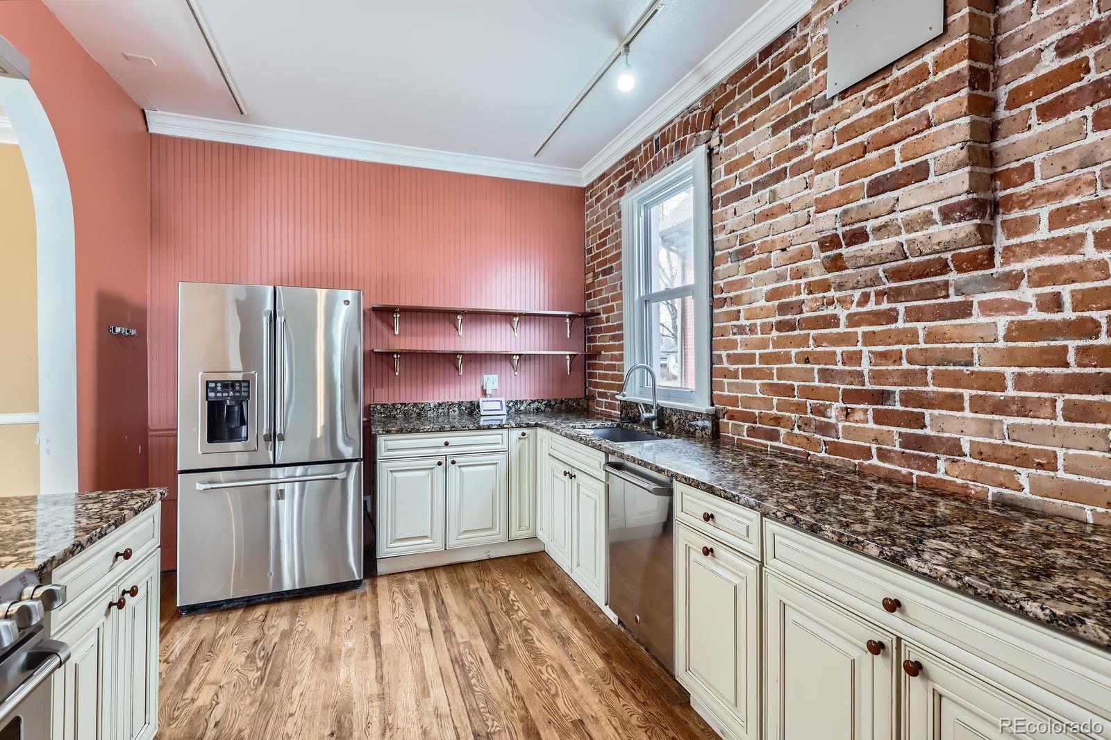 MLS Image #7 for 1006 s emerson street,denver, Colorado