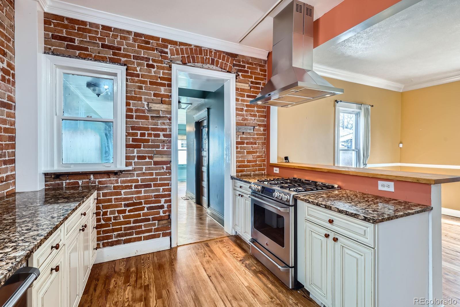 MLS Image #8 for 1006 s emerson street,denver, Colorado