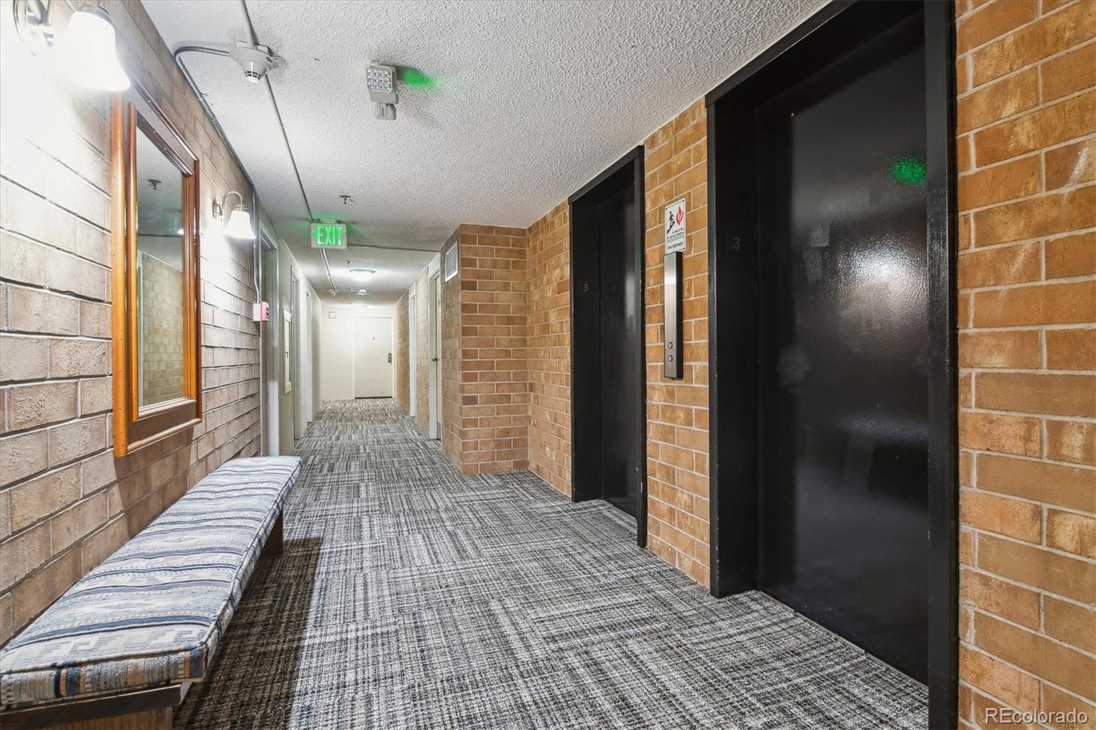 MLS Image #16 for 2880 s locust street,denver, Colorado