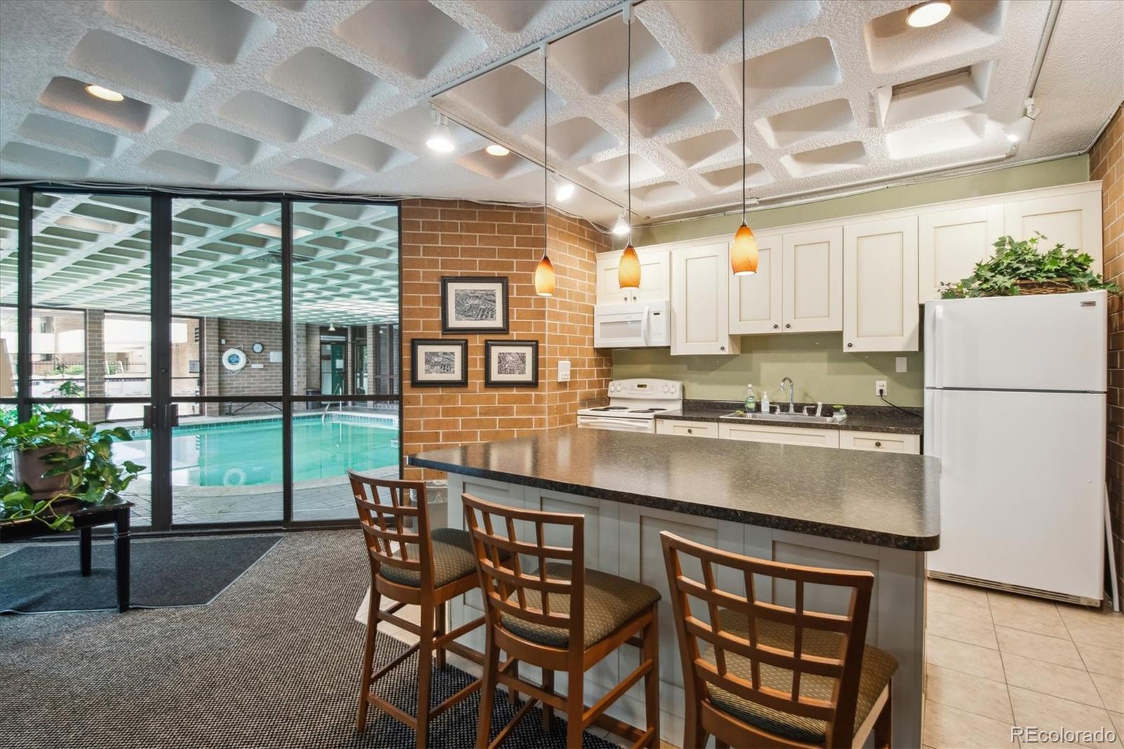 MLS Image #24 for 2880 s locust street,denver, Colorado