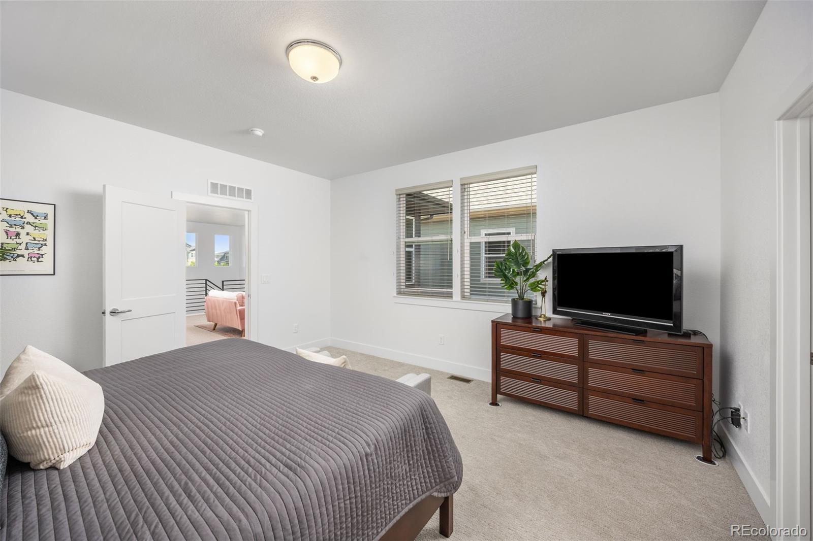 MLS Image #19 for 21482 e 60th avenue,aurora, Colorado