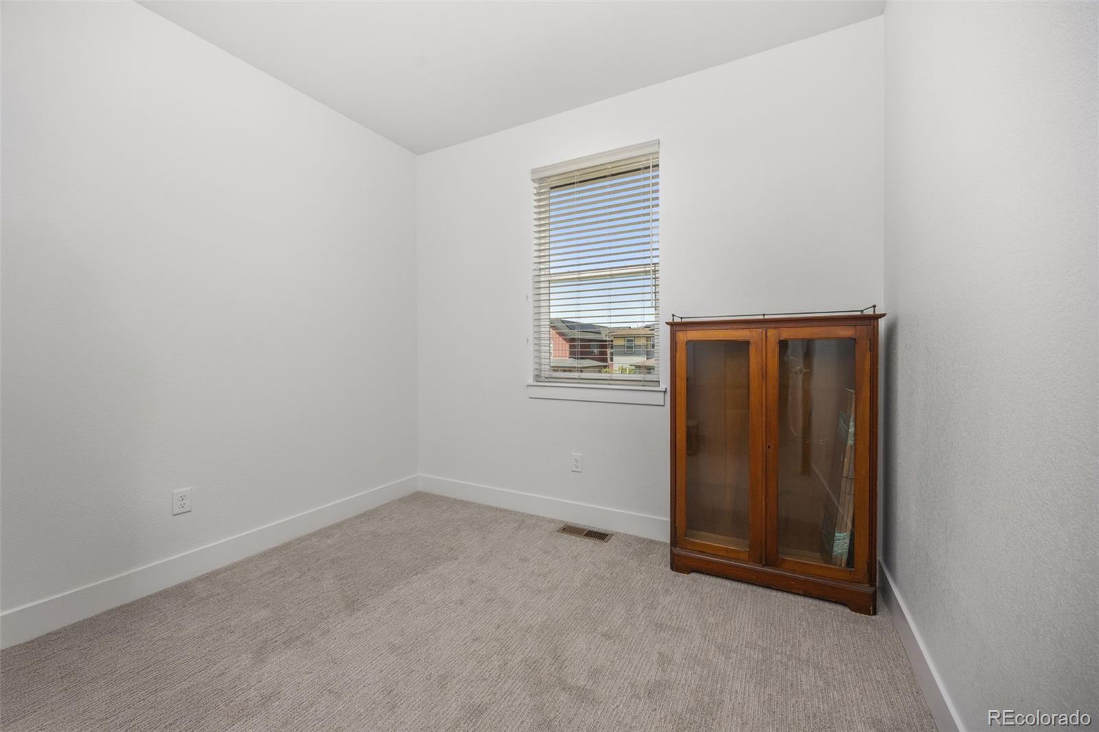 MLS Image #23 for 21482 e 60th avenue,aurora, Colorado