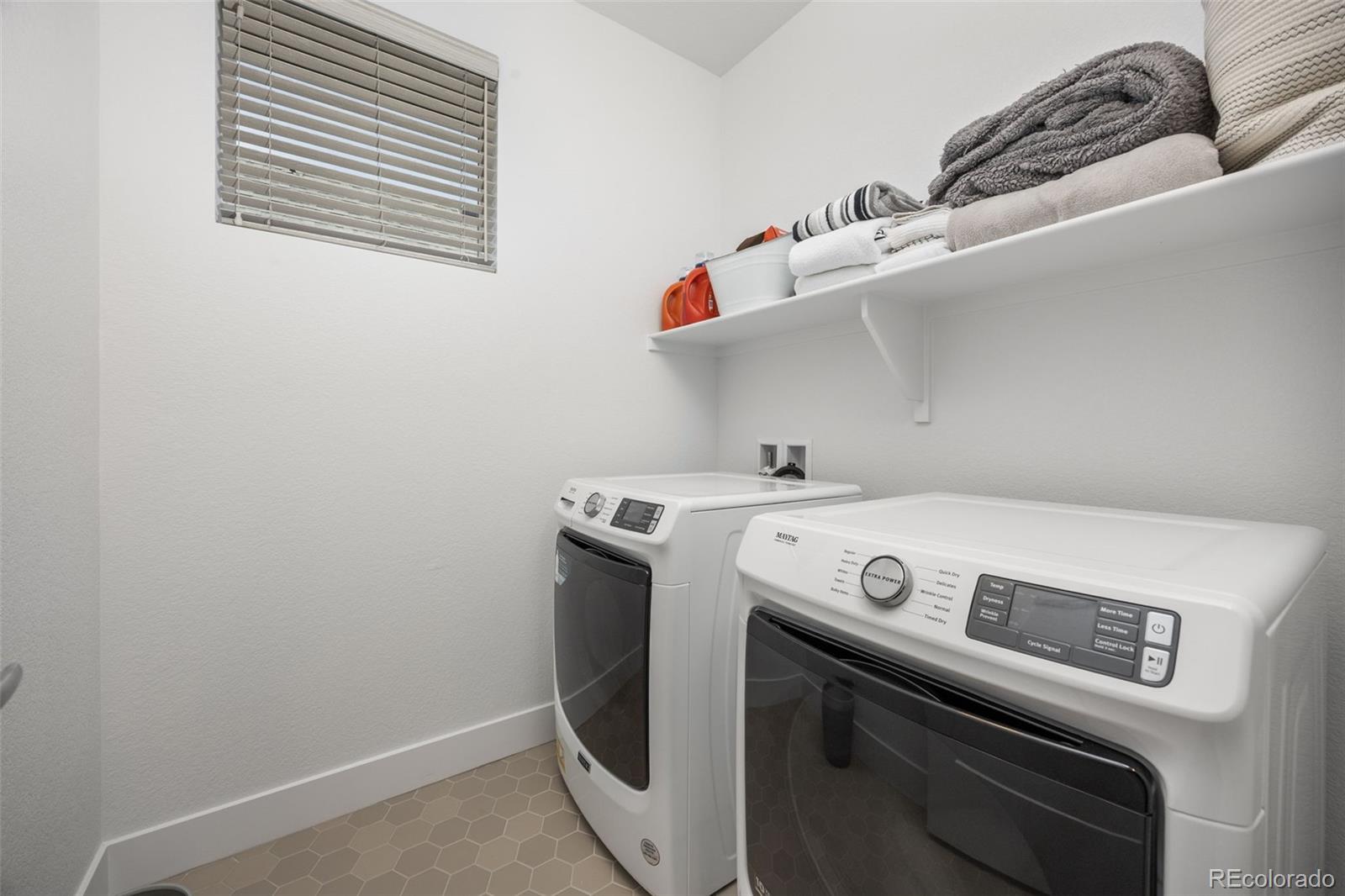 MLS Image #25 for 21482 e 60th avenue,aurora, Colorado