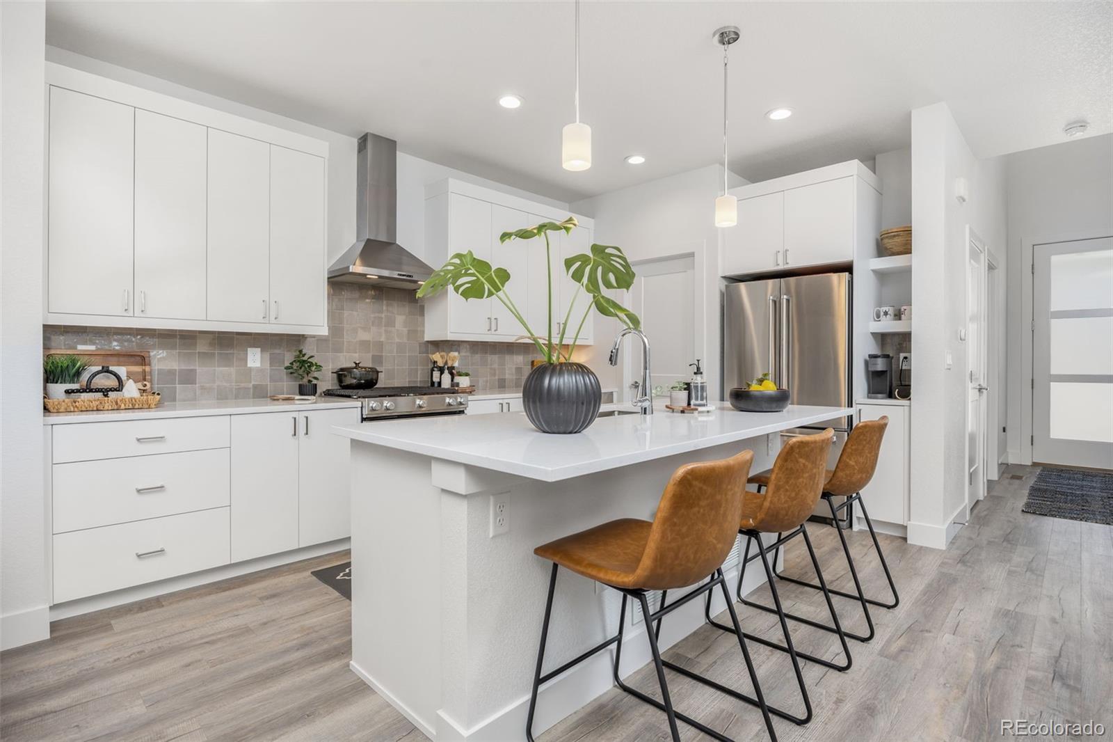 MLS Image #9 for 21482 e 60th avenue,aurora, Colorado