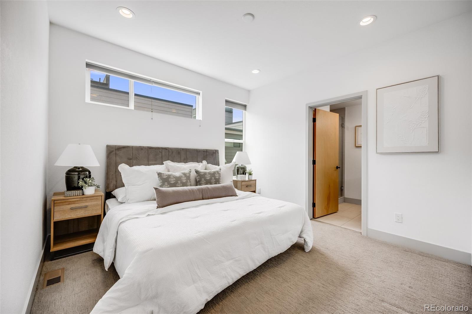 MLS Image #13 for 3008  blake street,denver, Colorado