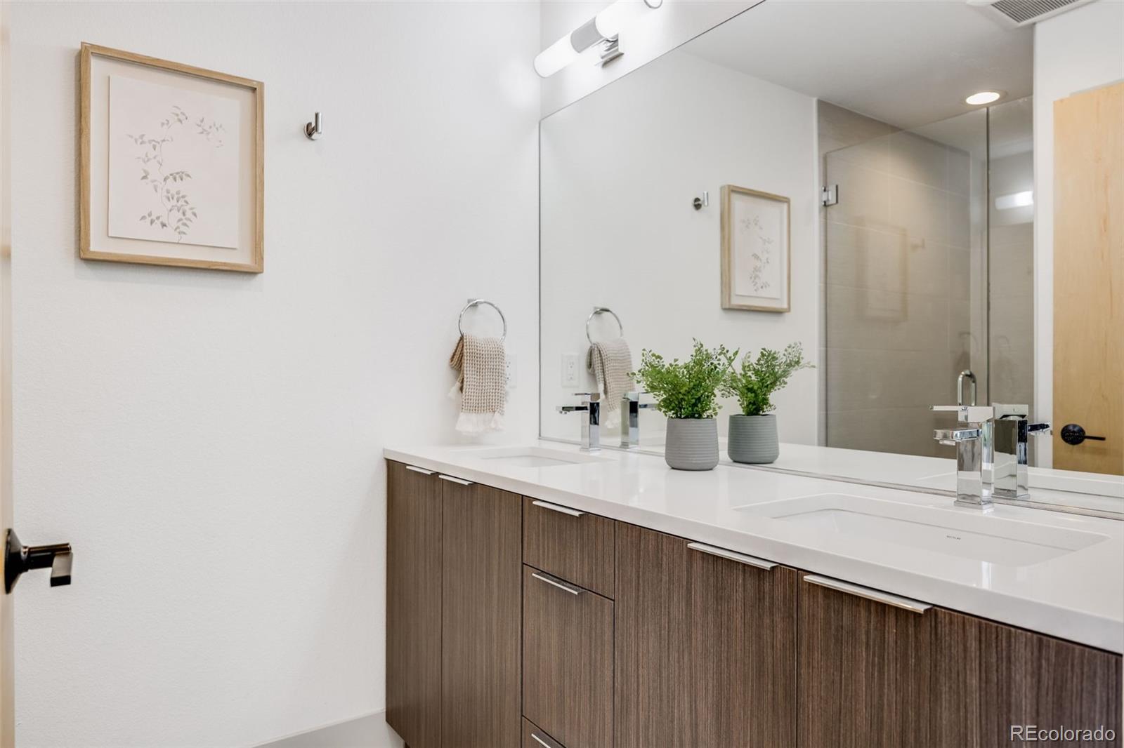 MLS Image #15 for 3008  blake street,denver, Colorado