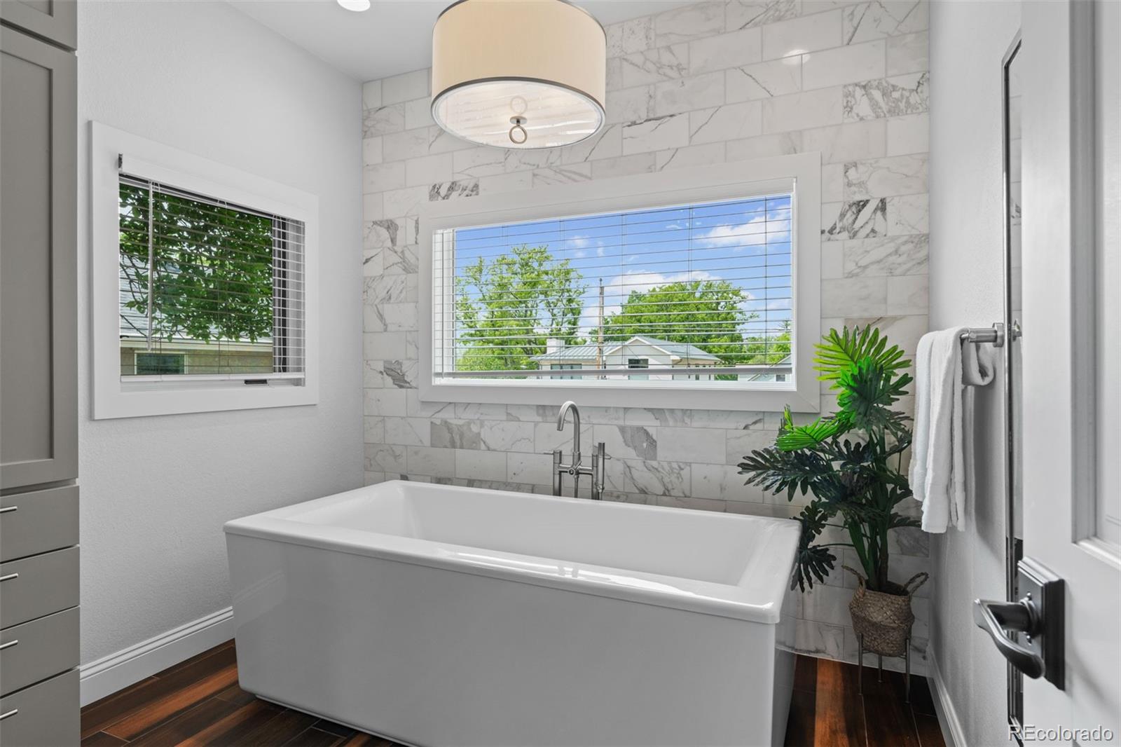 MLS Image #27 for 2485 s fillmore street,denver, Colorado