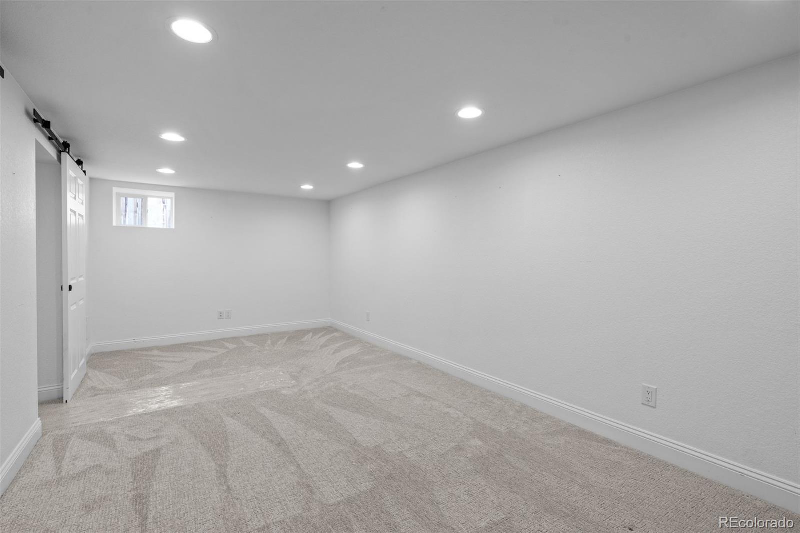 MLS Image #37 for 2485 s fillmore street,denver, Colorado