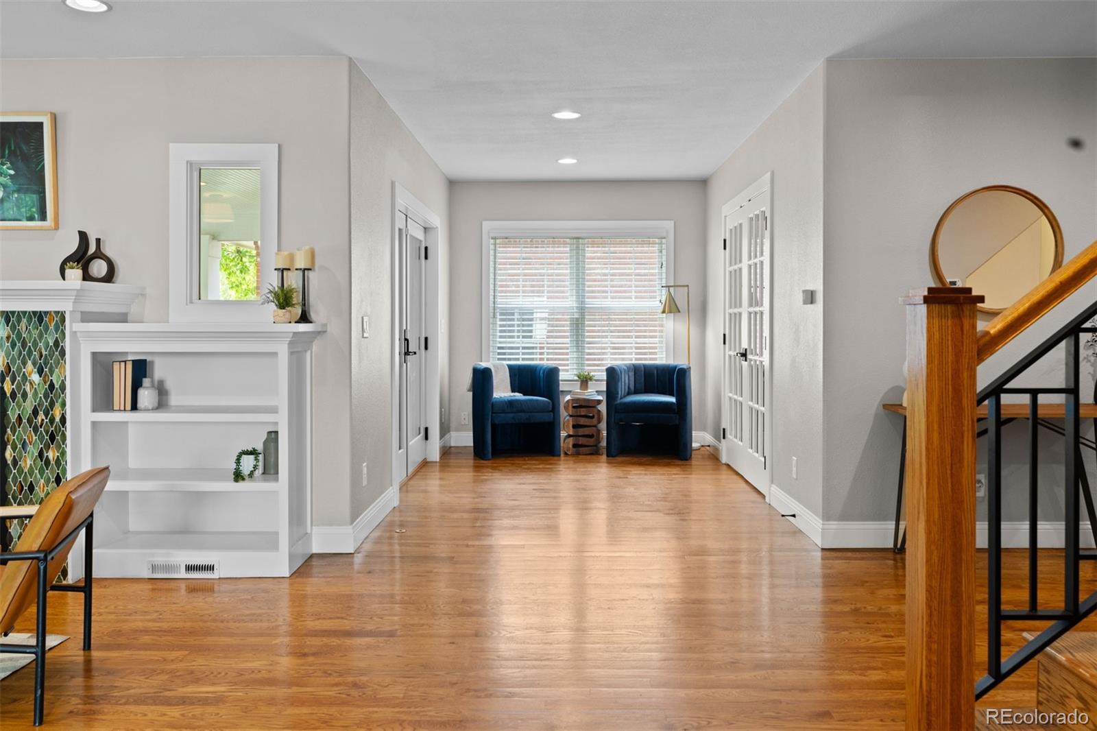 MLS Image #4 for 2485 s fillmore street,denver, Colorado