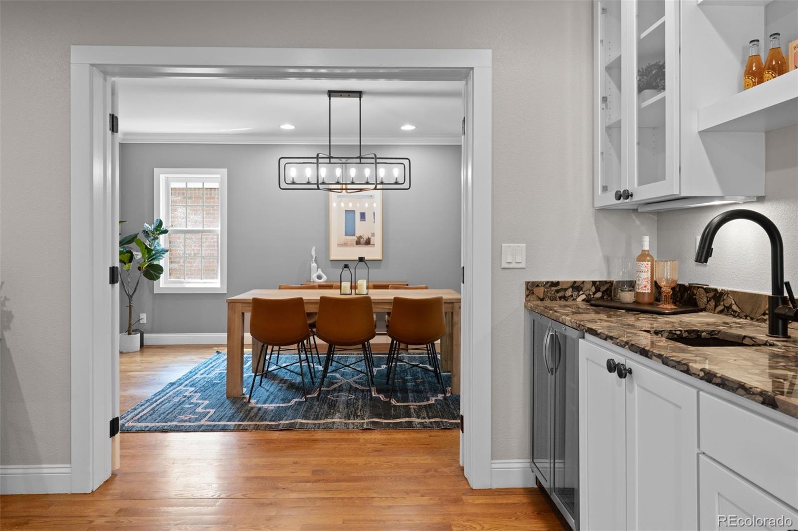MLS Image #7 for 2485 s fillmore street,denver, Colorado