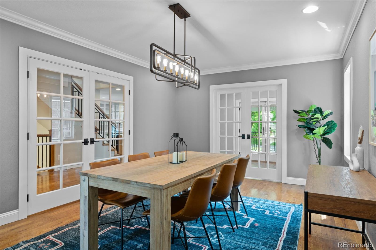 MLS Image #8 for 2485 s fillmore street,denver, Colorado