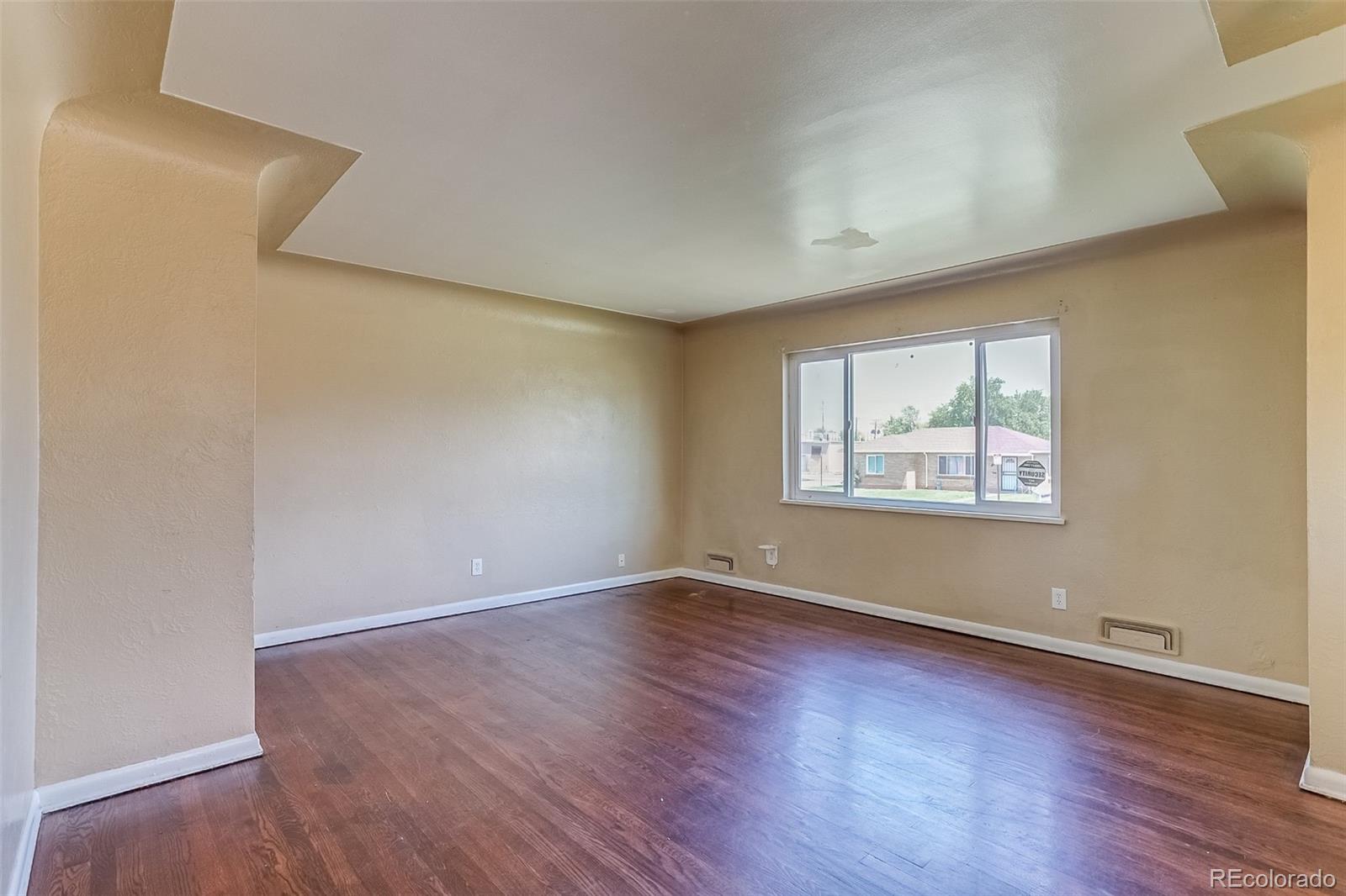 MLS Image #7 for 3685  jasmine street,denver, Colorado