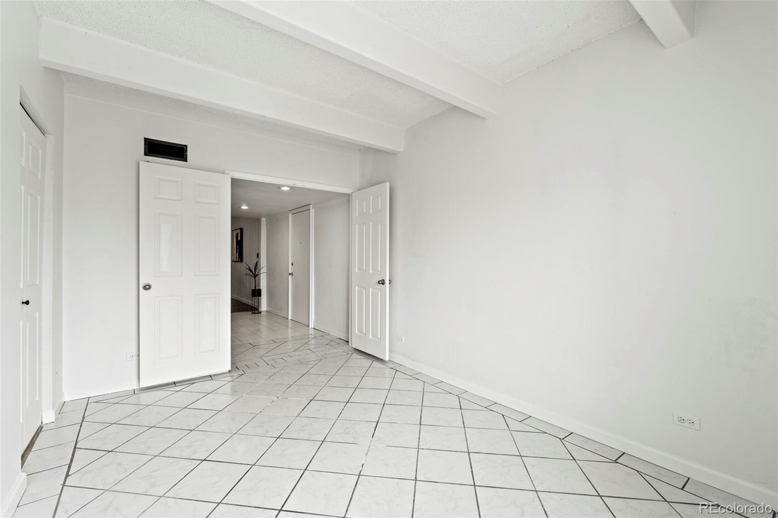 MLS Image #17 for 9725 e harvard avenue,denver, Colorado