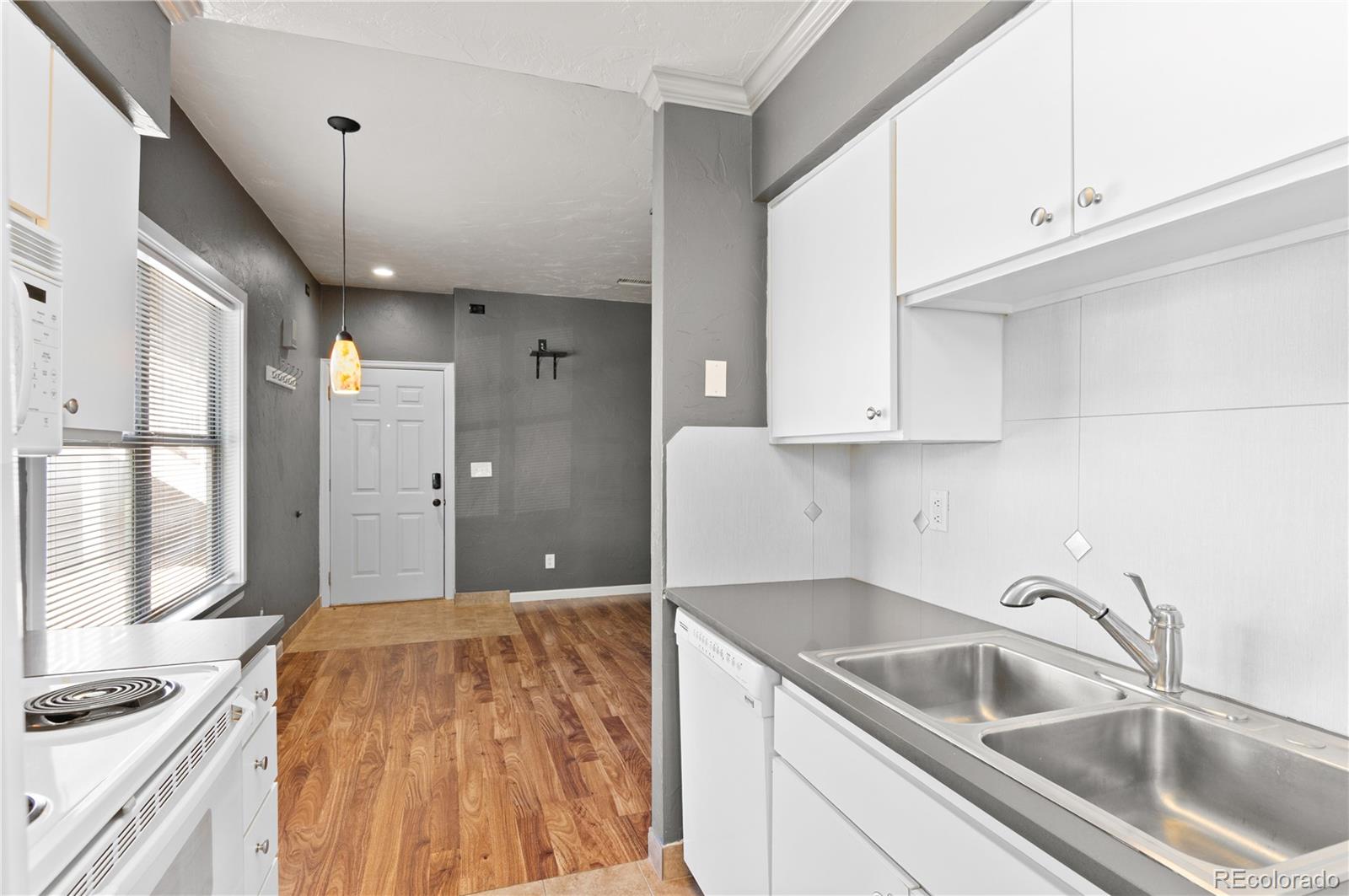 MLS Image #10 for 8055 w eastman place,lakewood, Colorado