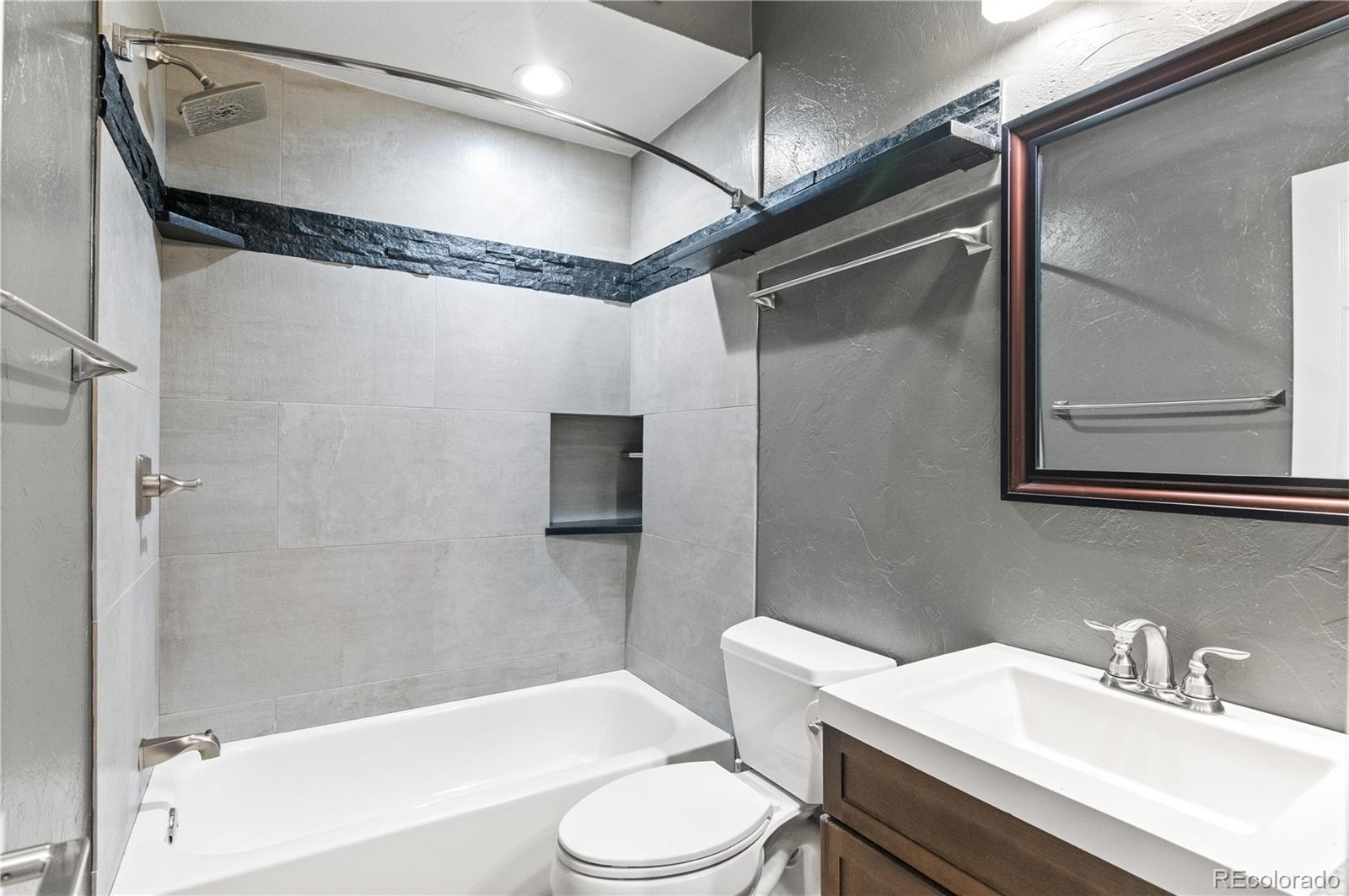 MLS Image #19 for 8055 w eastman place,lakewood, Colorado