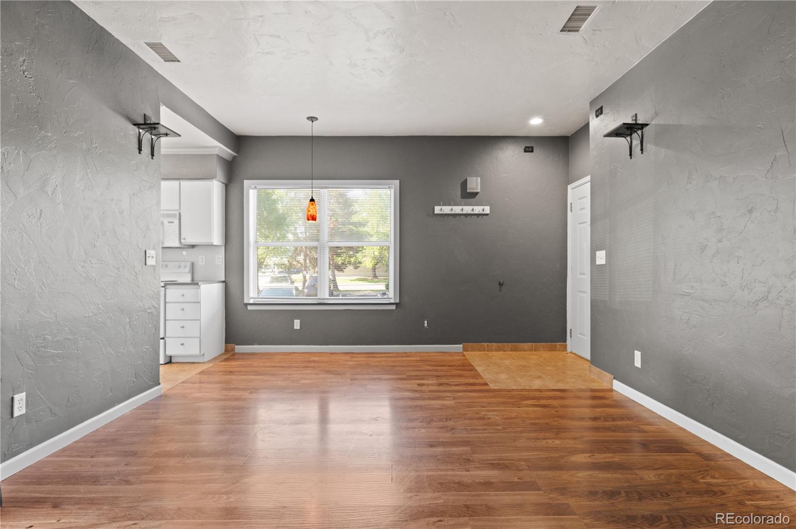 MLS Image #5 for 8055 w eastman place,lakewood, Colorado