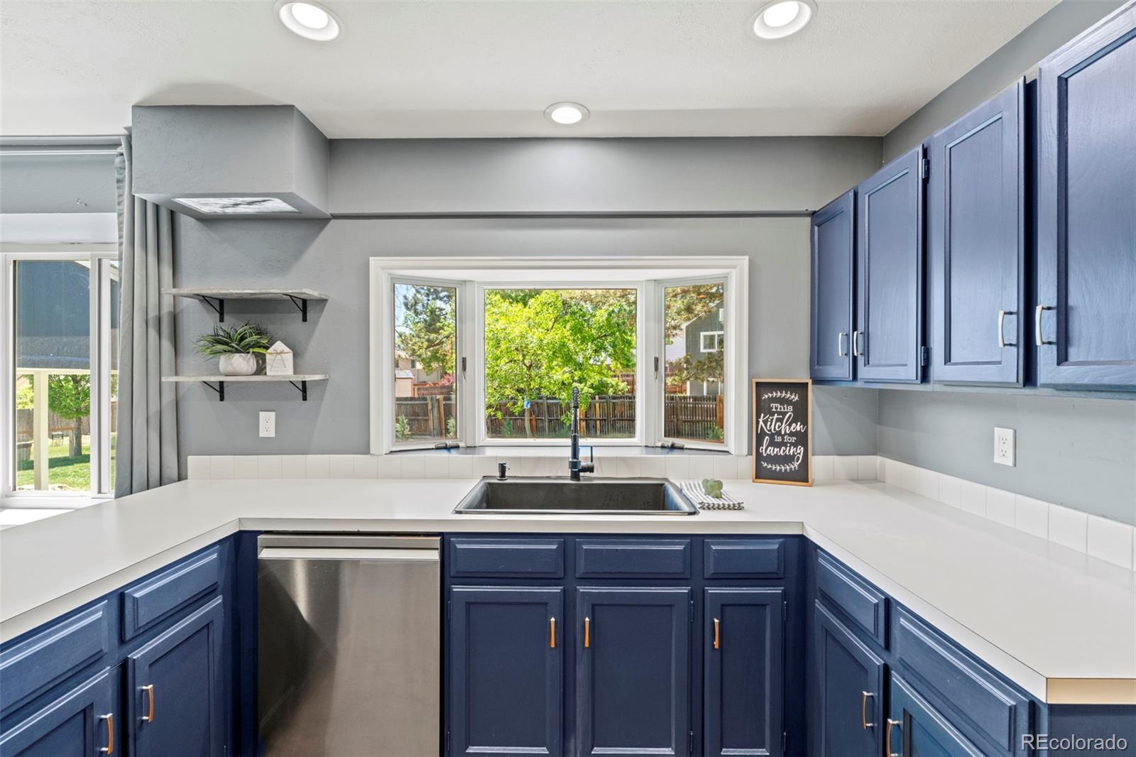 MLS Image #13 for 6975 s wadsworth court,littleton, Colorado