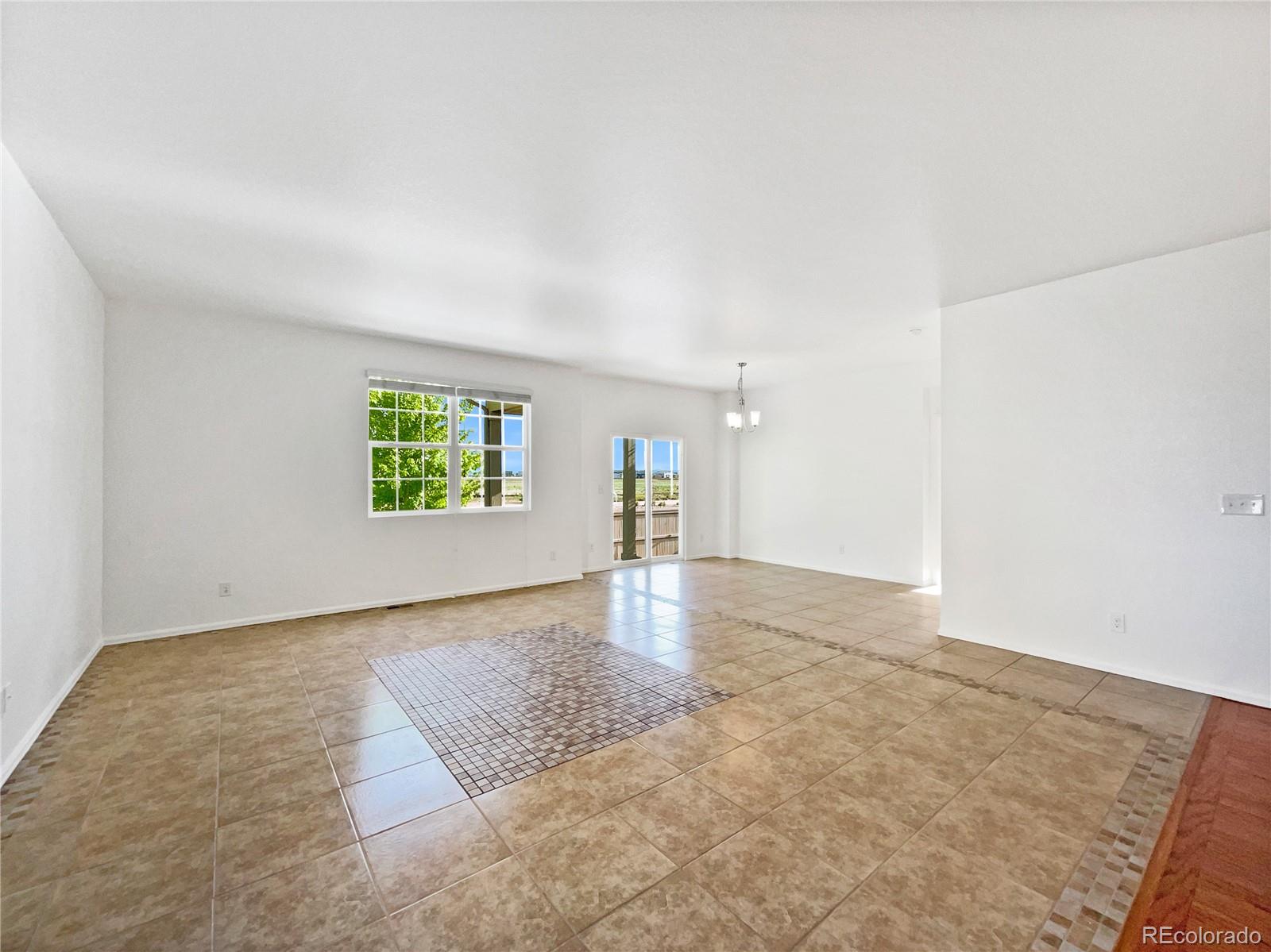 MLS Image #10 for 12742 e 104th drive,commerce city, Colorado