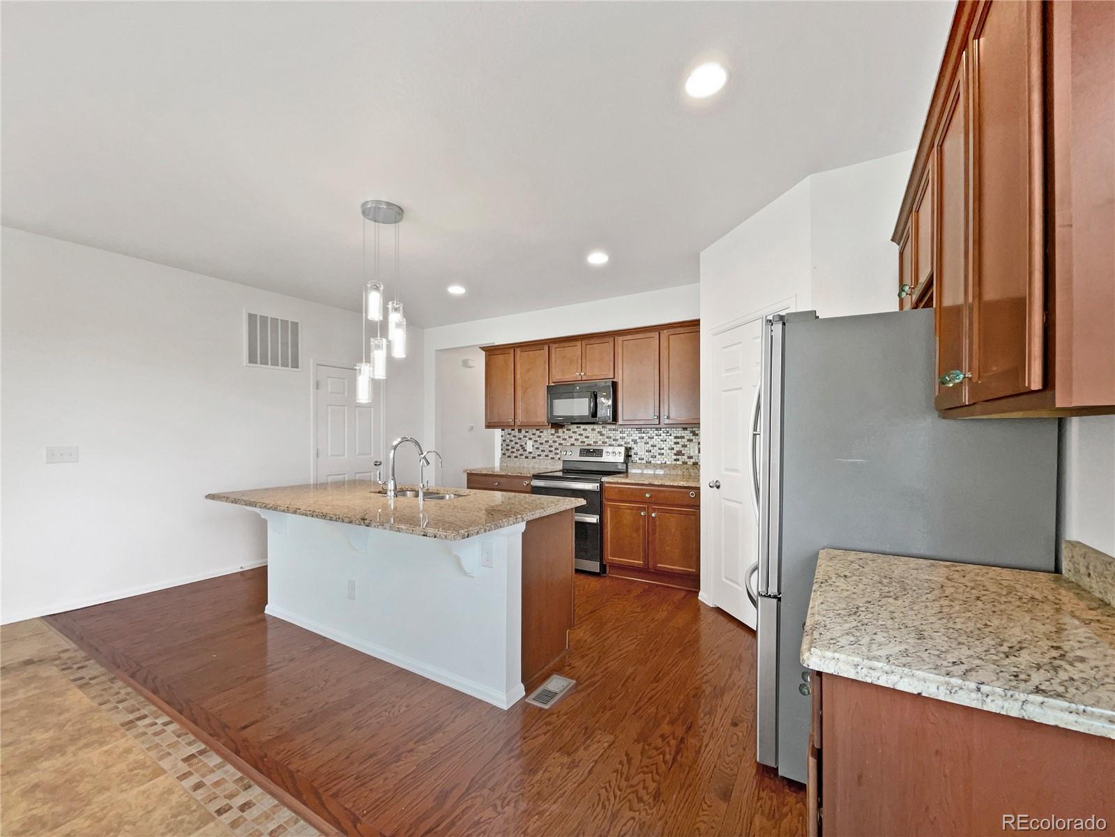MLS Image #17 for 12742 e 104th drive,commerce city, Colorado