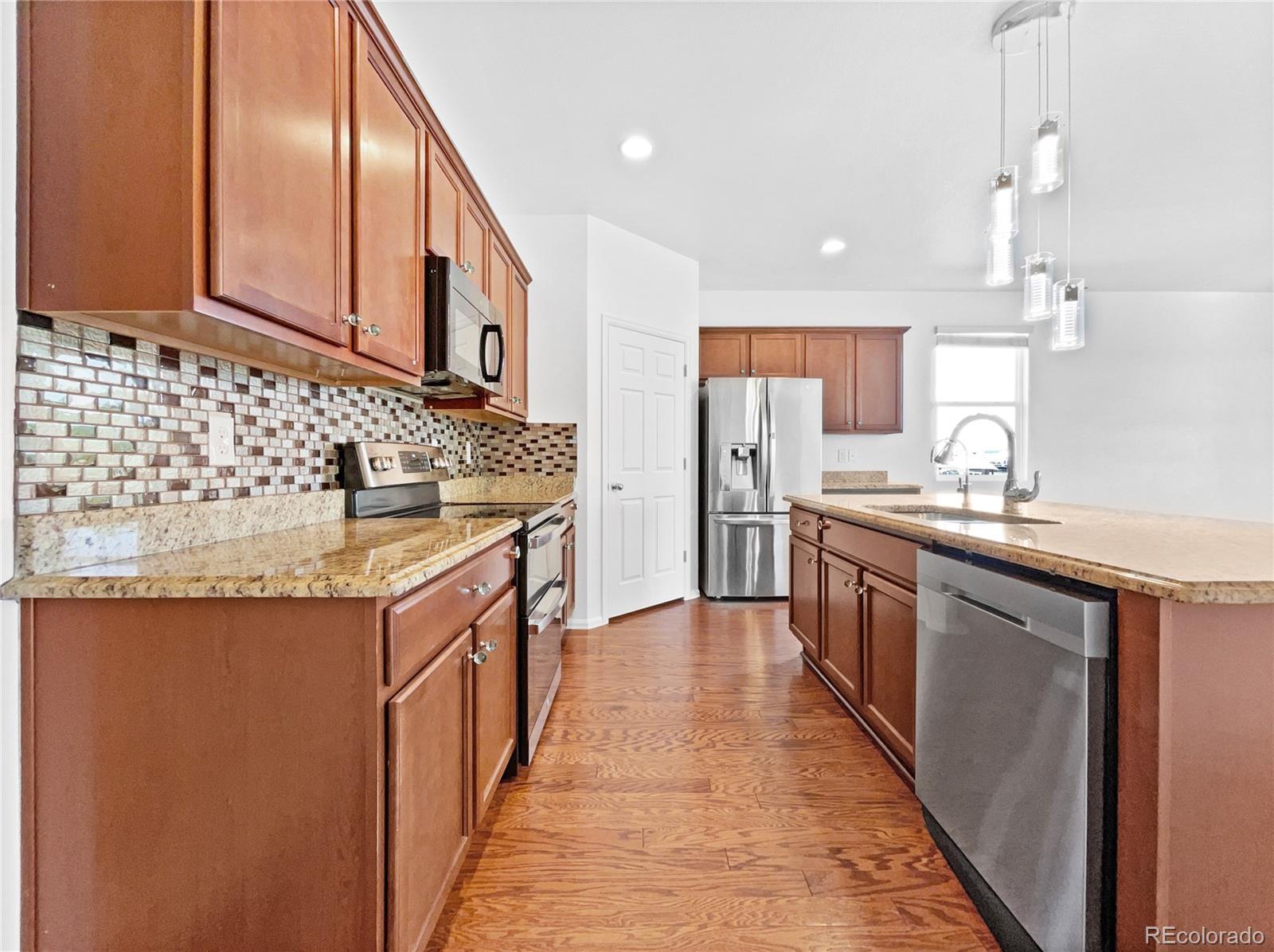 MLS Image #5 for 12742 e 104th drive,commerce city, Colorado