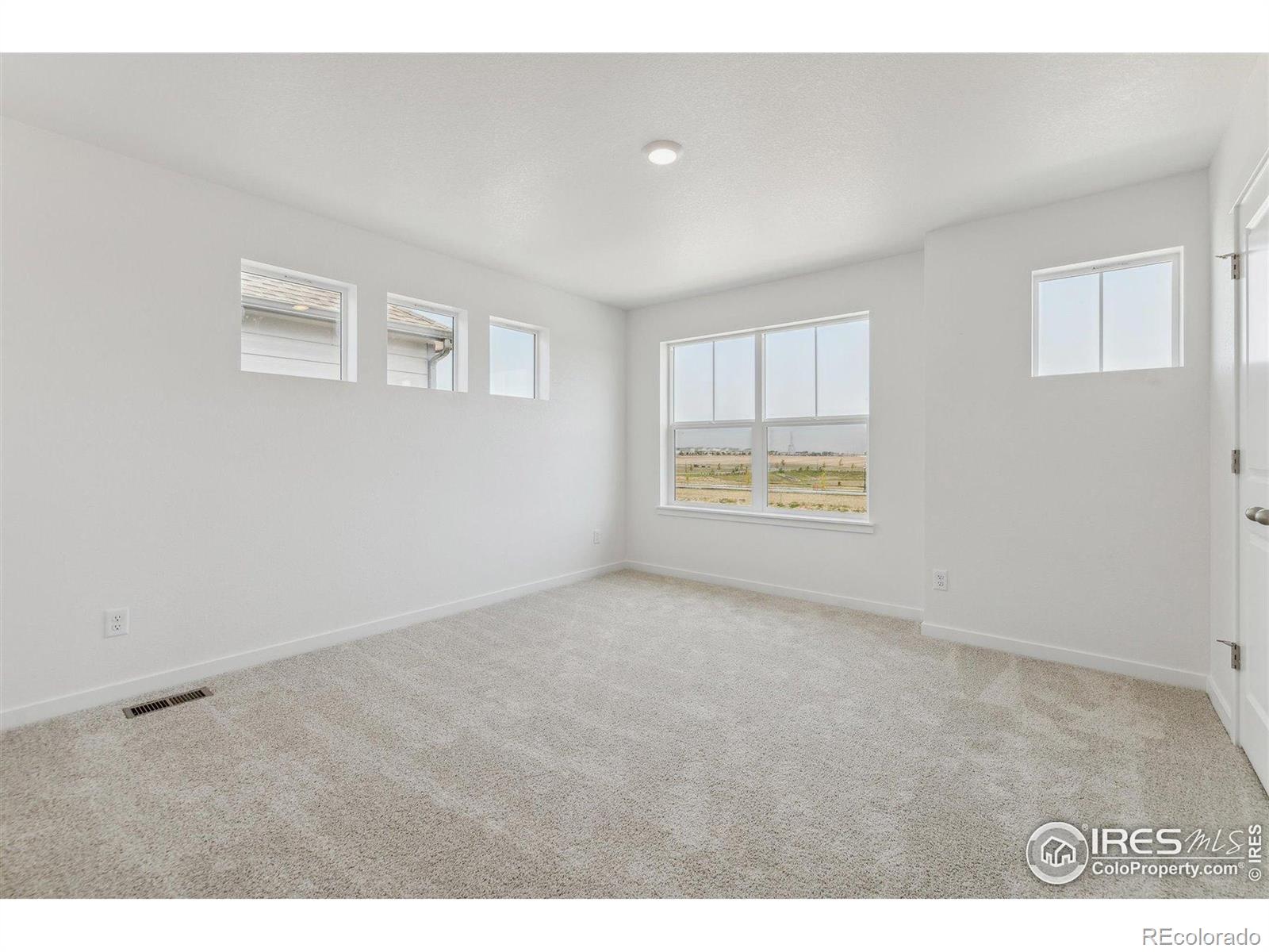 MLS Image #23 for 9857  biscay street,commerce city, Colorado