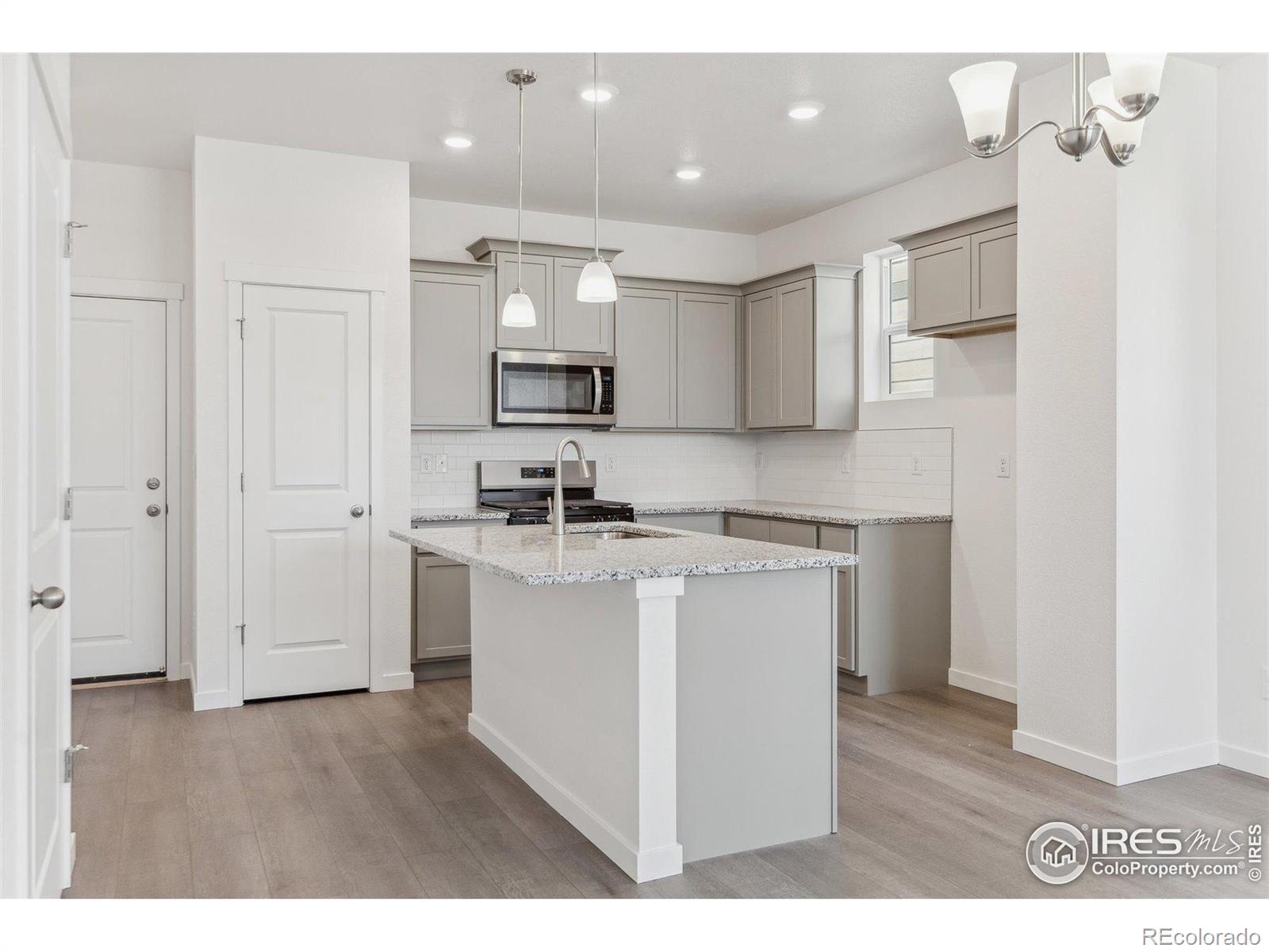 MLS Image #9 for 9857  biscay street,commerce city, Colorado