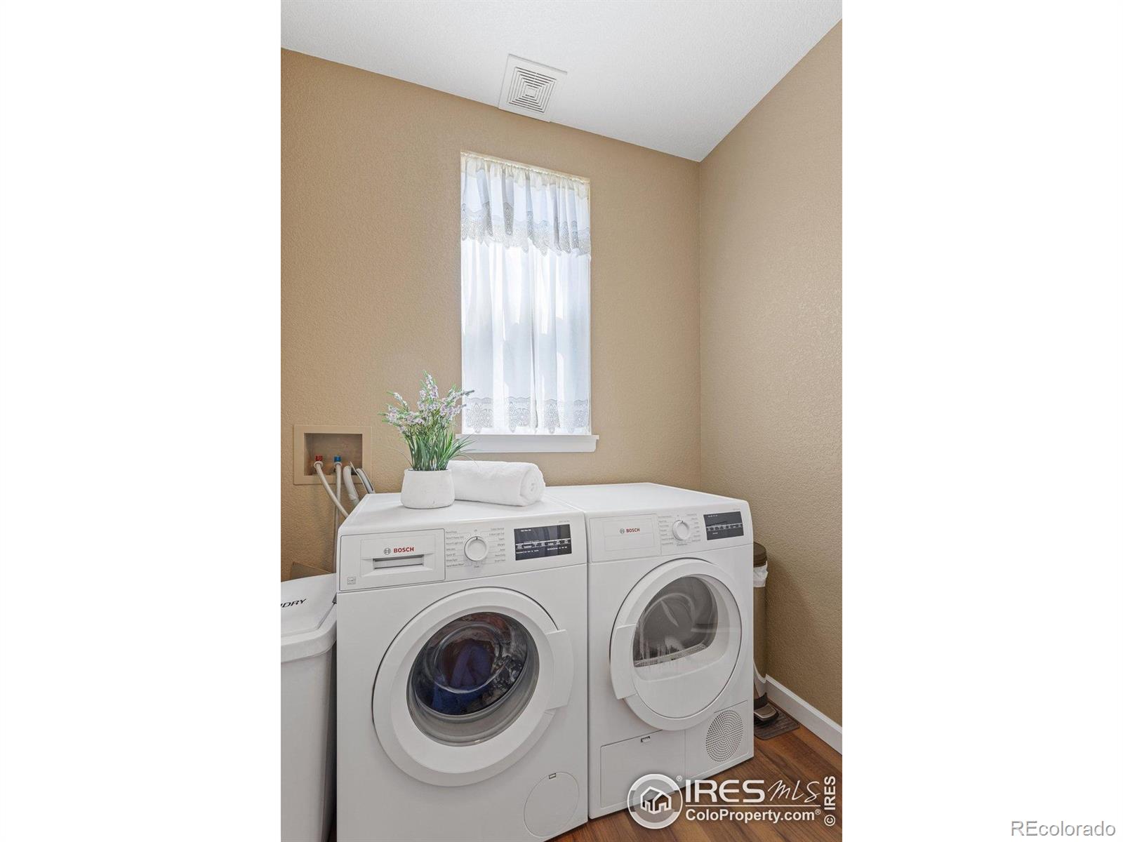 MLS Image #14 for 548  mathews circle,erie, Colorado