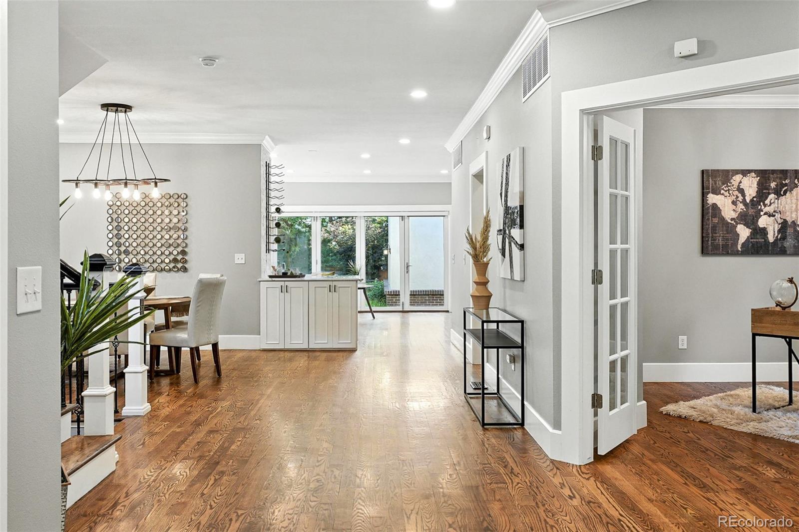 MLS Image #11 for 325 s high street,denver, Colorado
