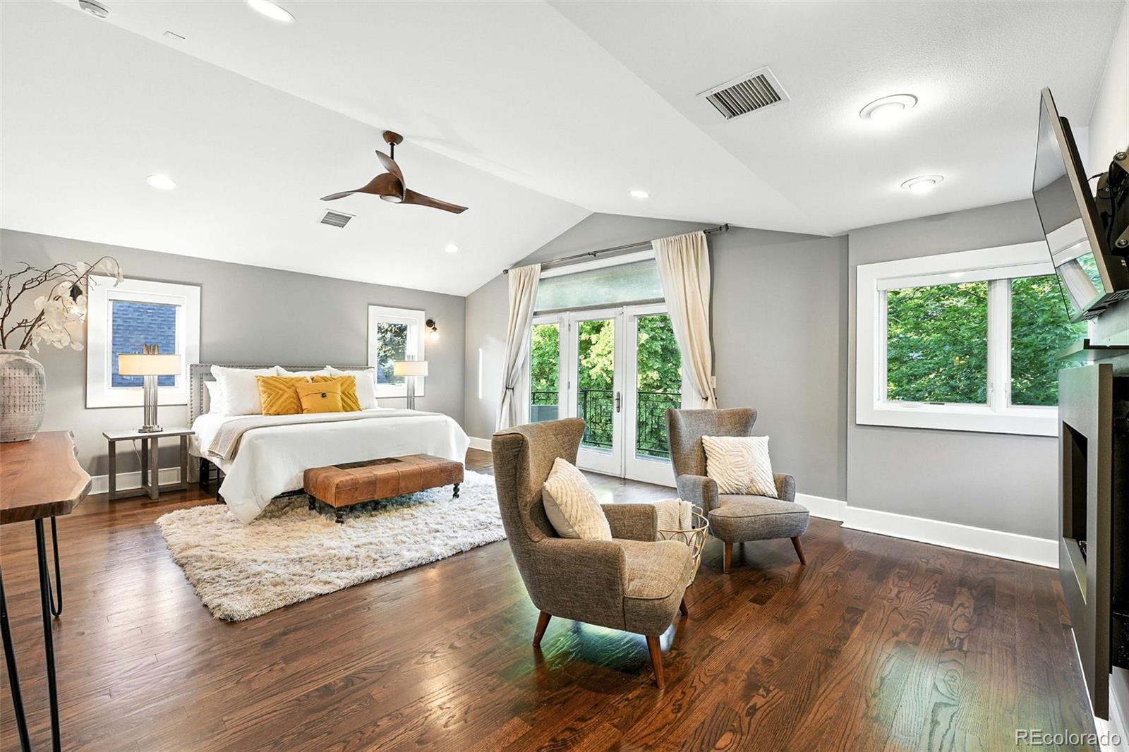 MLS Image #3 for 325 s high street,denver, Colorado