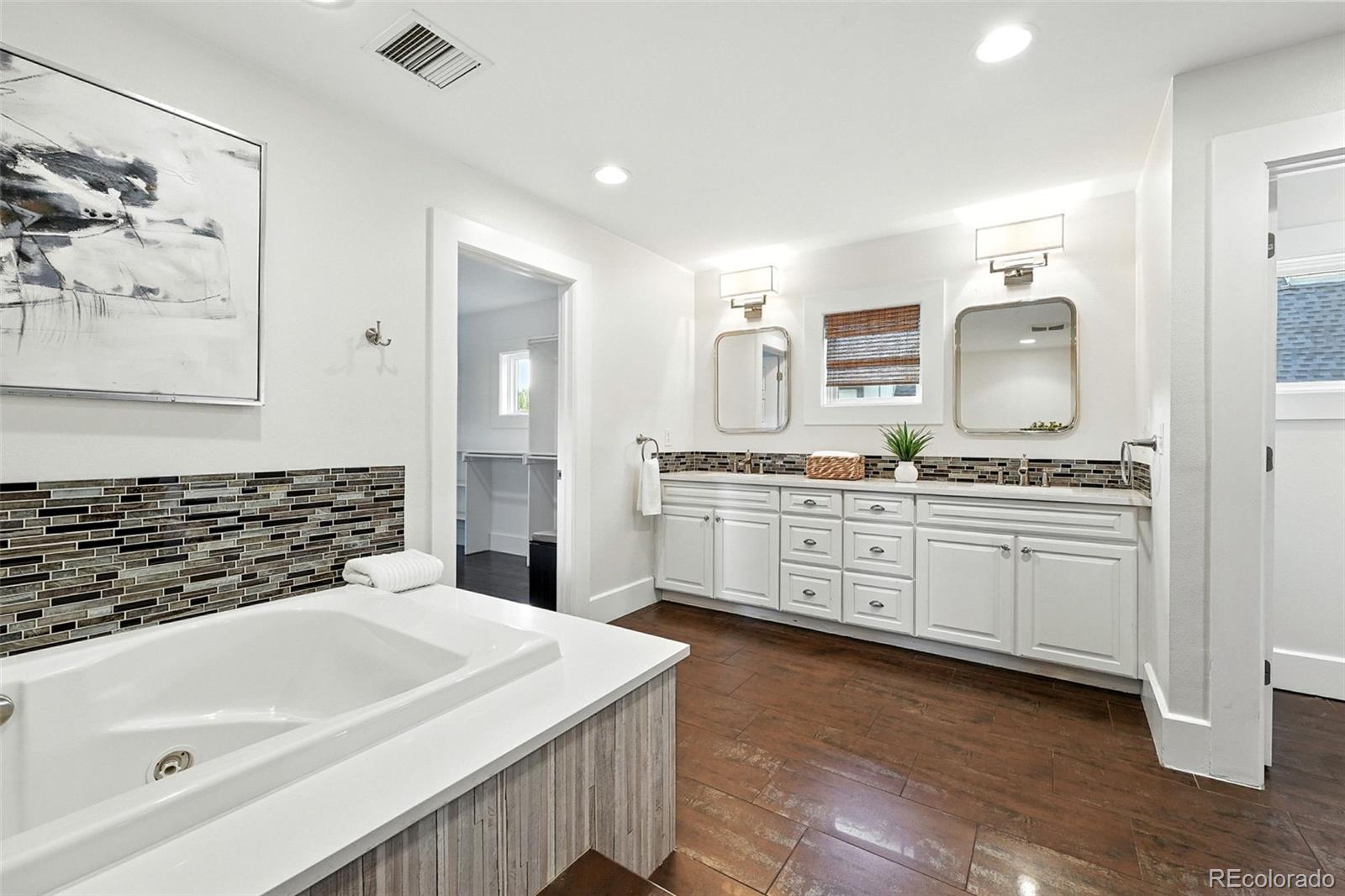 MLS Image #30 for 325 s high street,denver, Colorado