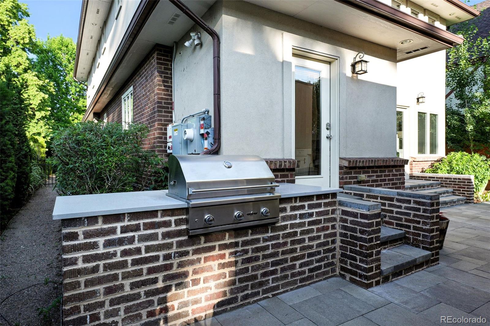 MLS Image #42 for 325 s high street,denver, Colorado