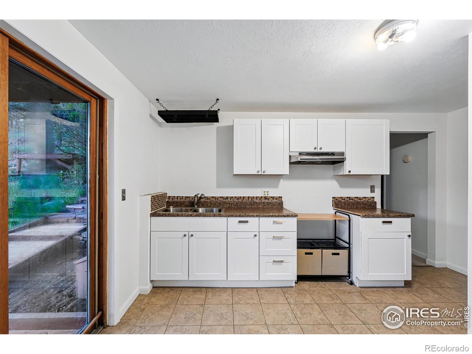 MLS Image #26 for 1101  peakview circle,boulder, Colorado