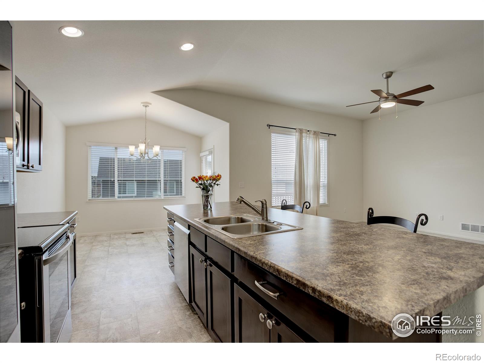 MLS Image #10 for 1540  murrlet street,berthoud, Colorado