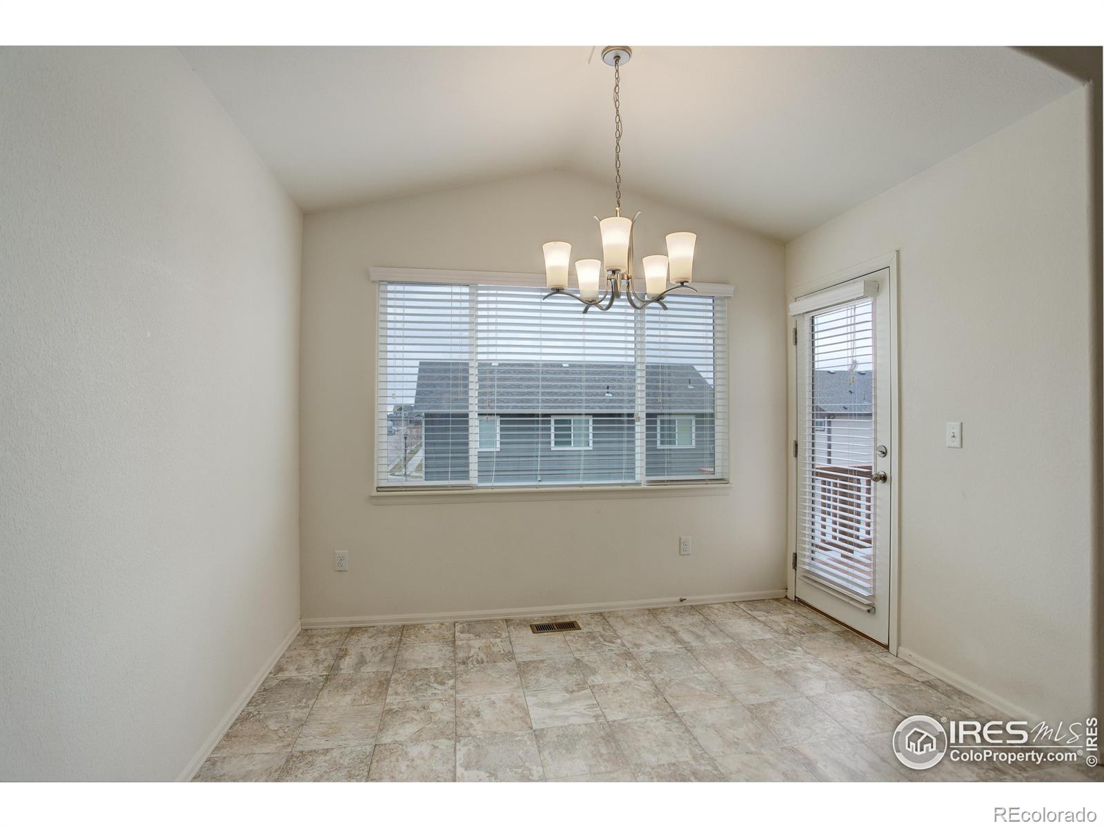 MLS Image #12 for 1540  murrlet street,berthoud, Colorado