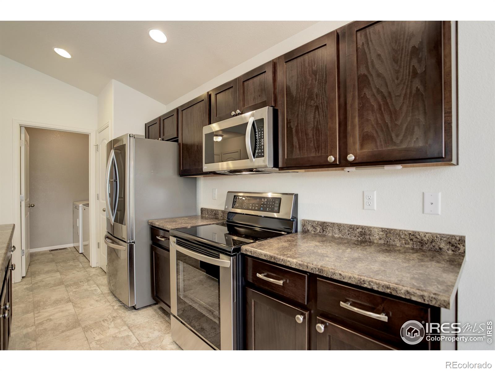 MLS Image #8 for 1540  murrlet street,berthoud, Colorado