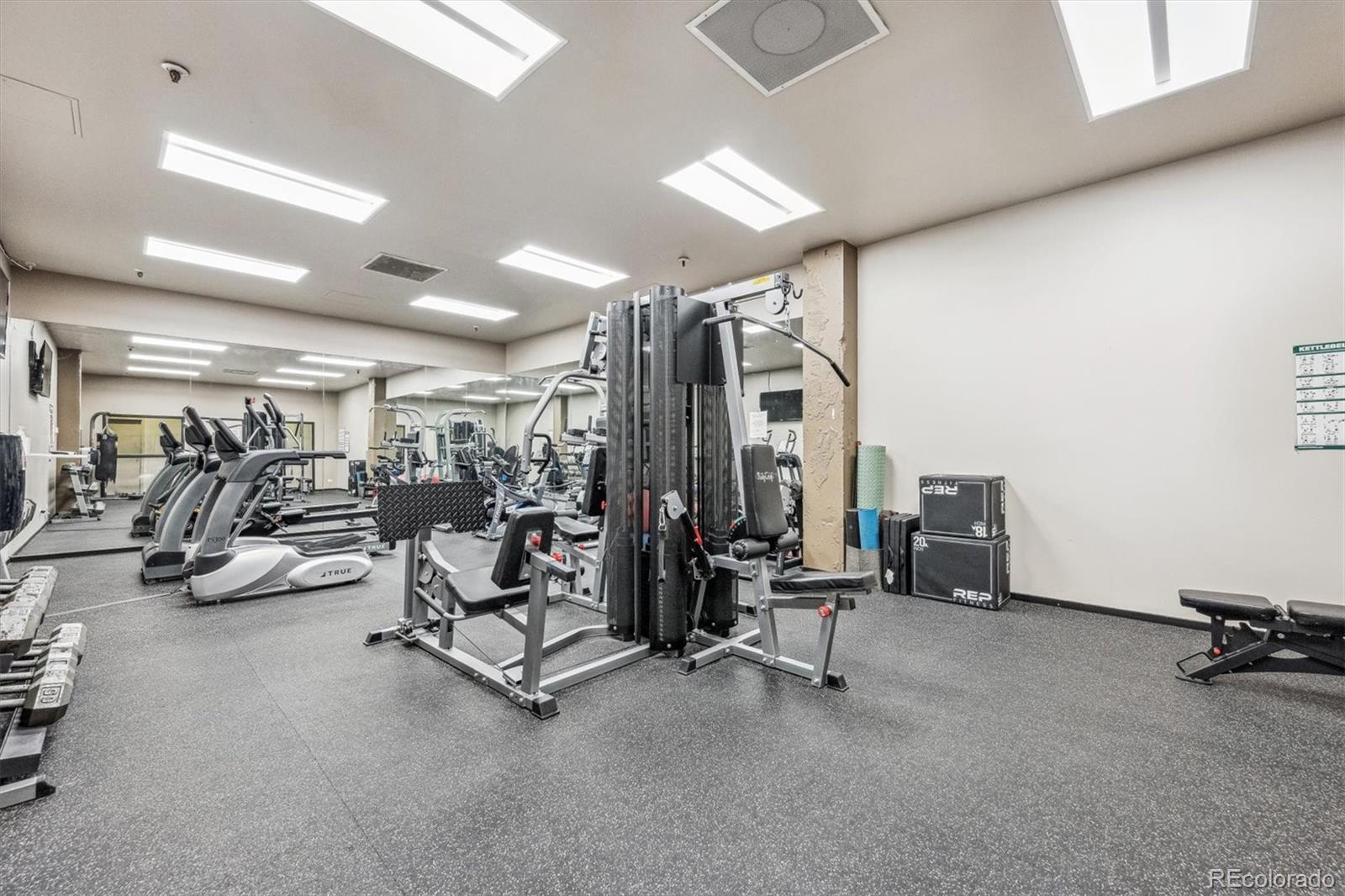 MLS Image #26 for 720  16th street,denver, Colorado