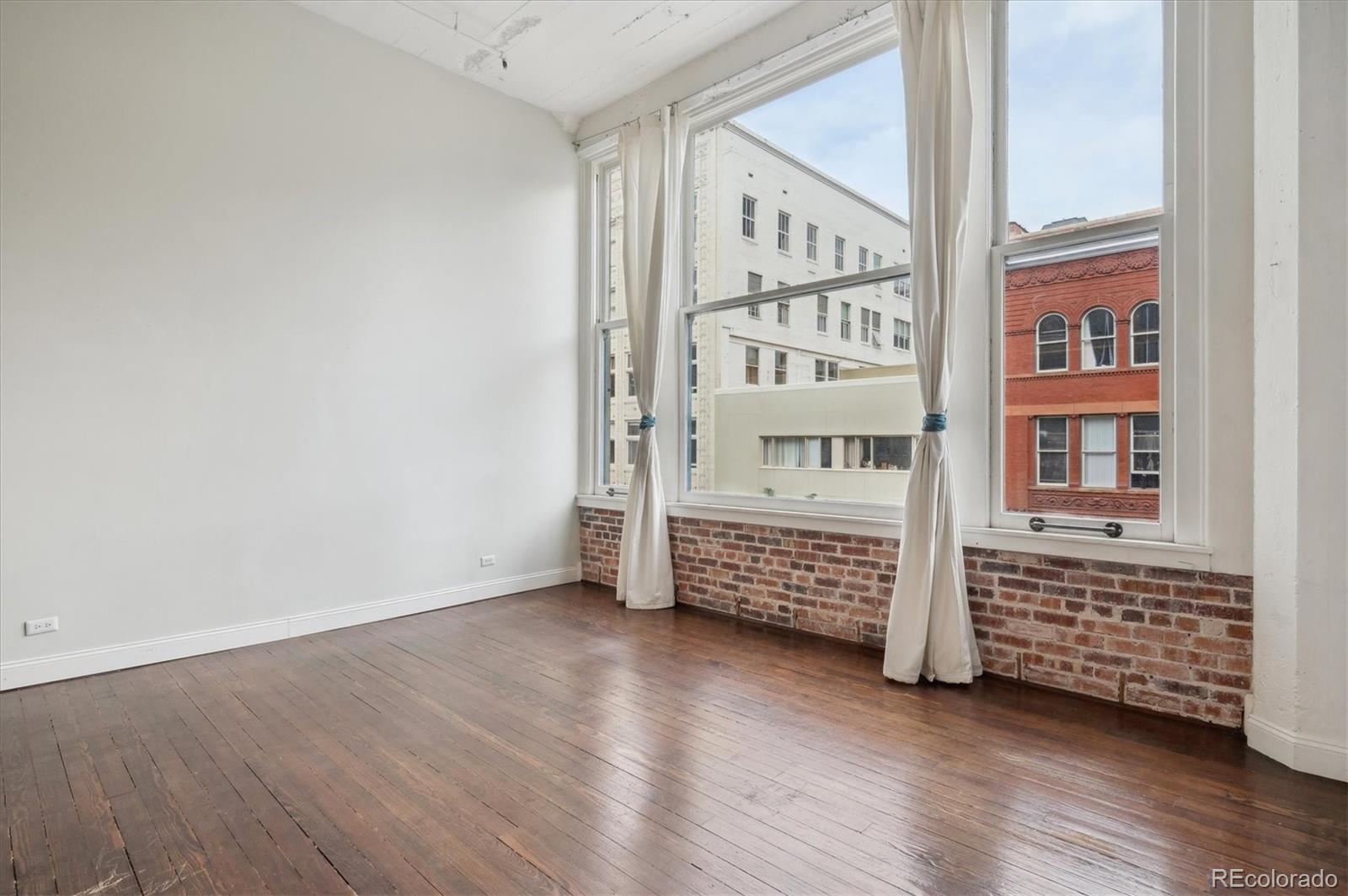 MLS Image #6 for 720  16th street,denver, Colorado