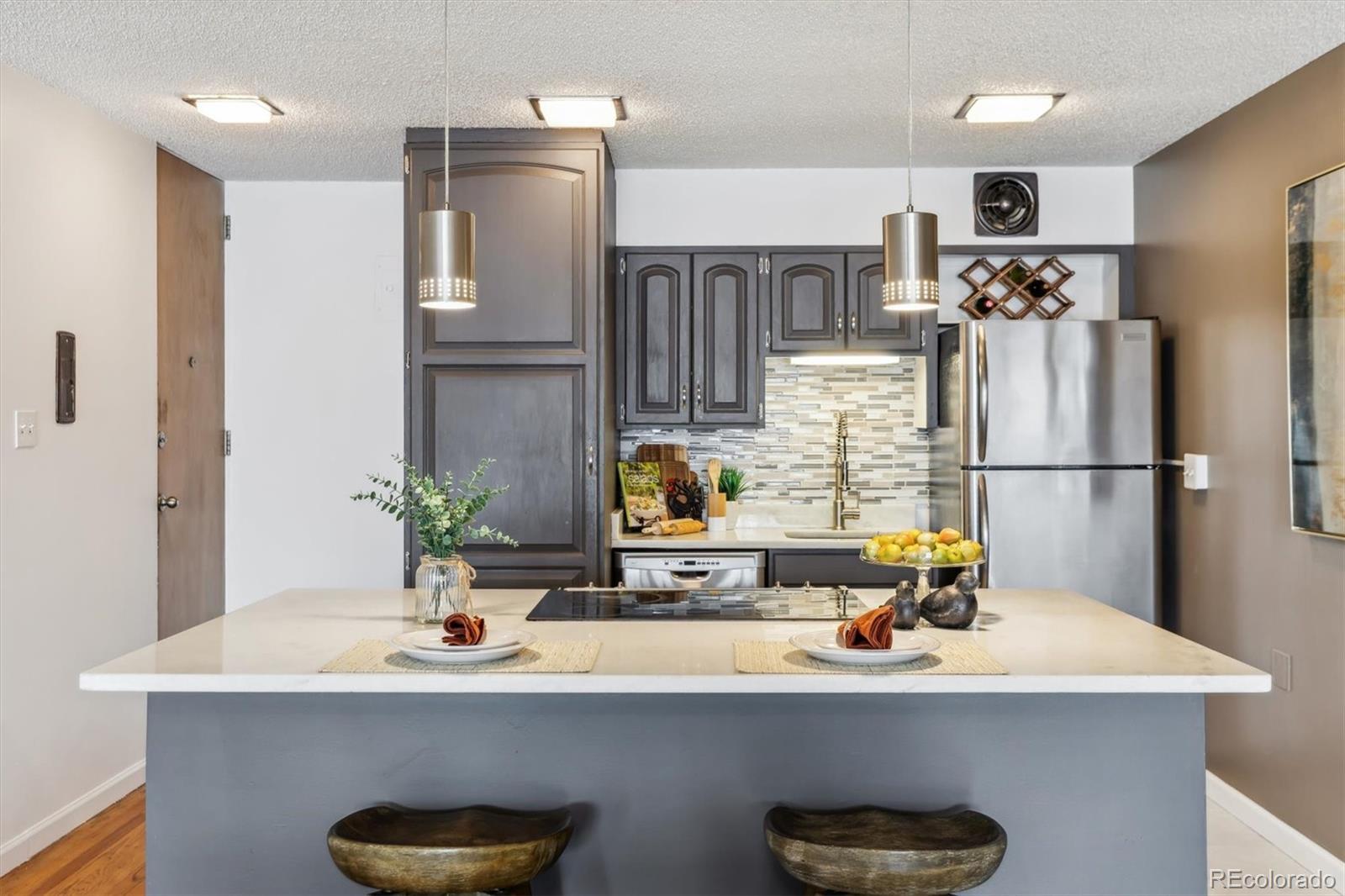 MLS Image #8 for 1050 n corona street,denver, Colorado