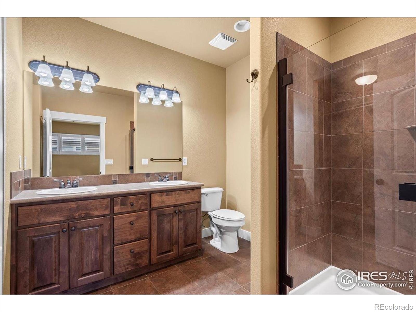 MLS Image #13 for 5850  dripping rock lane,fort collins, Colorado