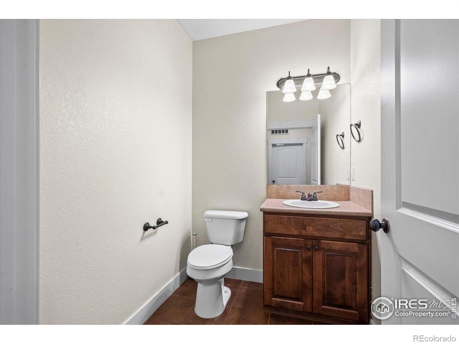 MLS Image #15 for 5850  dripping rock lane,fort collins, Colorado