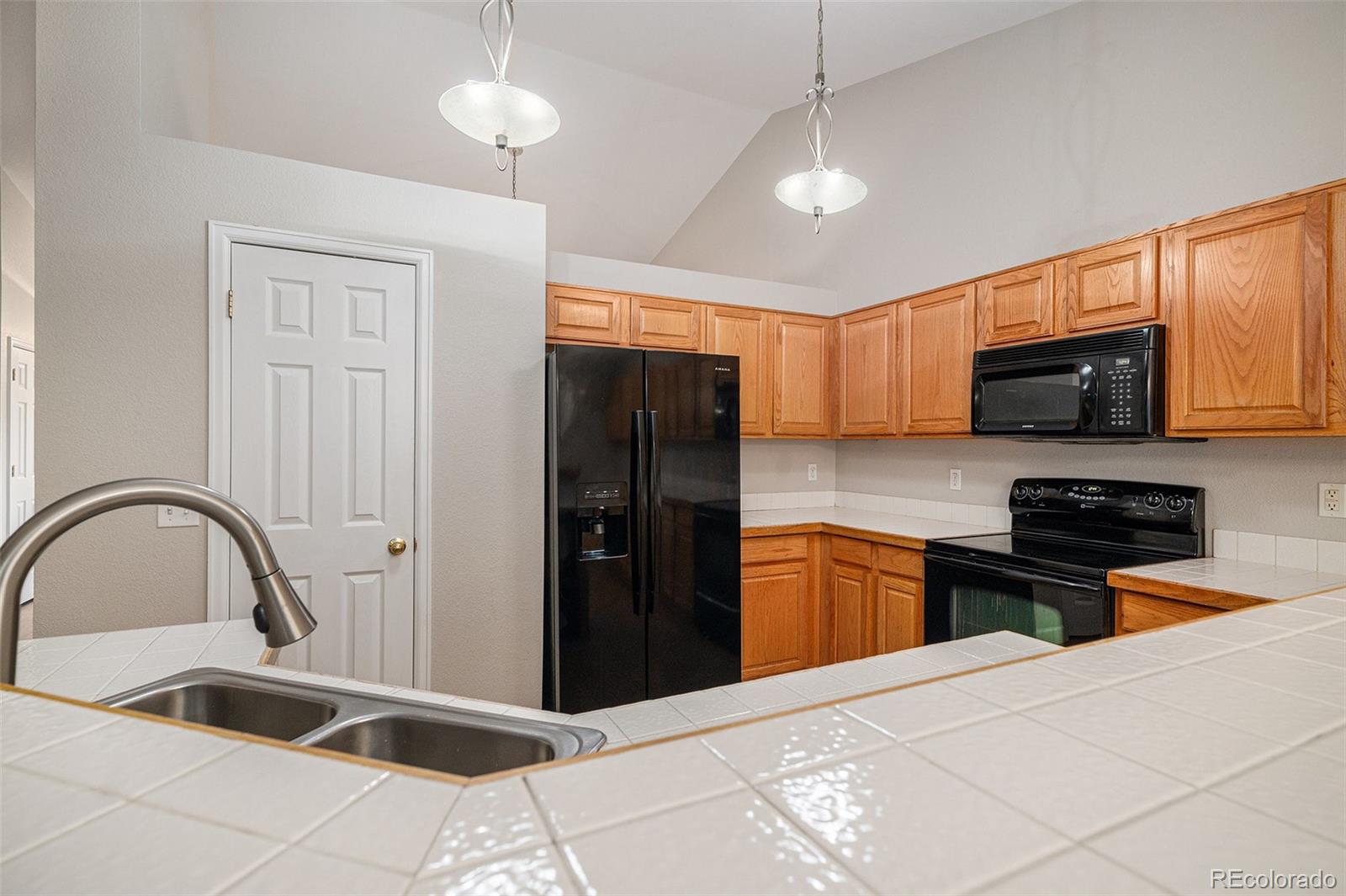 MLS Image #5 for 5214 s tibet street,aurora, Colorado