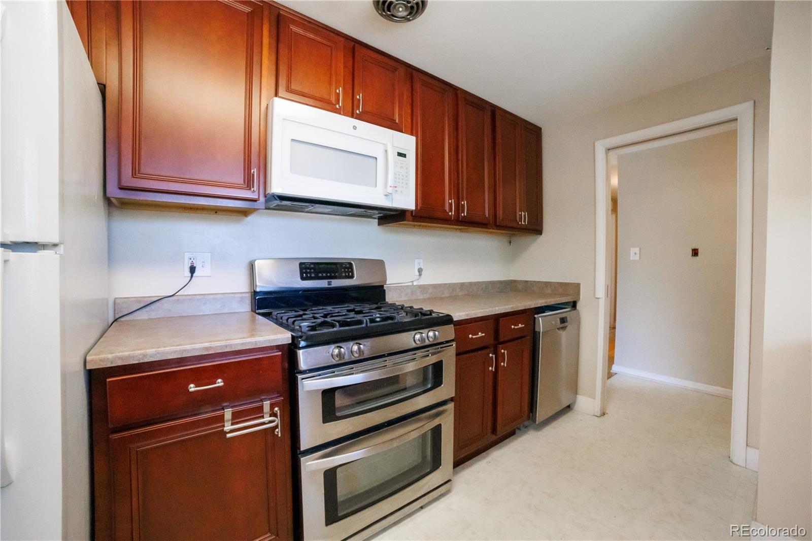 MLS Image #8 for 885  balsam street,lakewood, Colorado