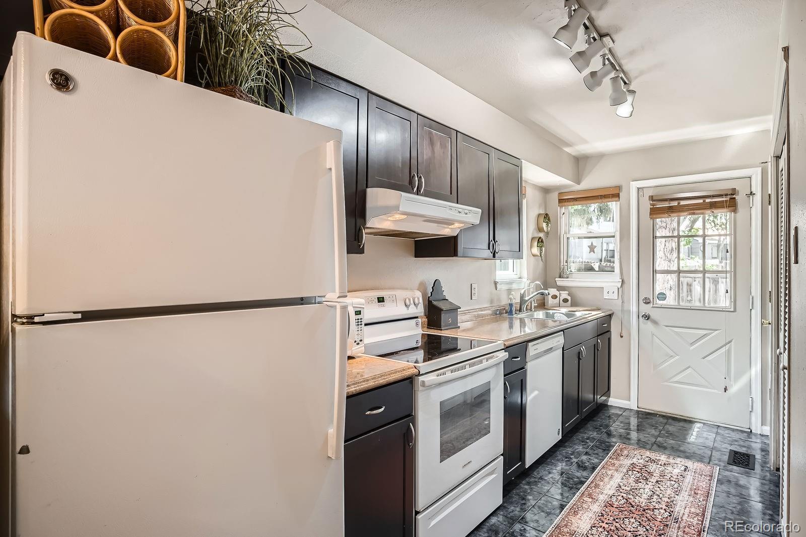 MLS Image #6 for 8168  washington street,denver, Colorado