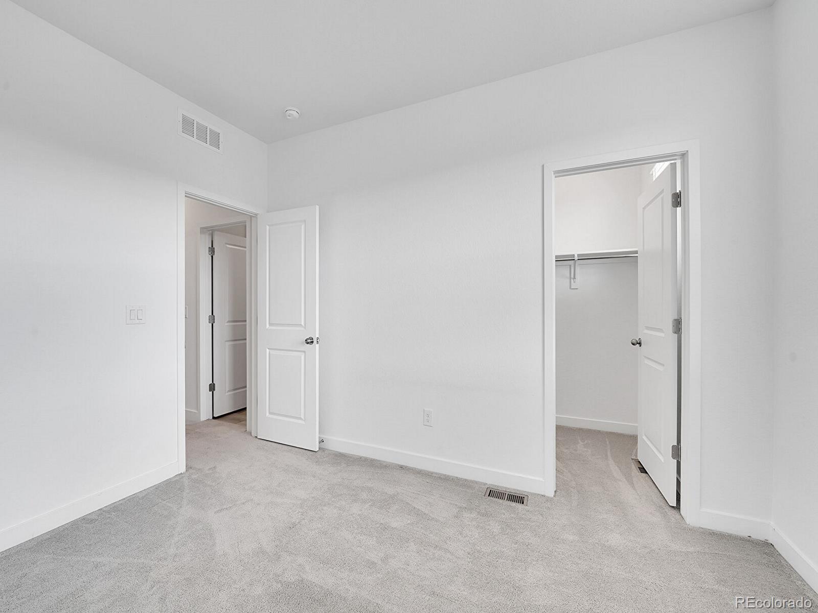 MLS Image #20 for 2059 s vance way,denver, Colorado