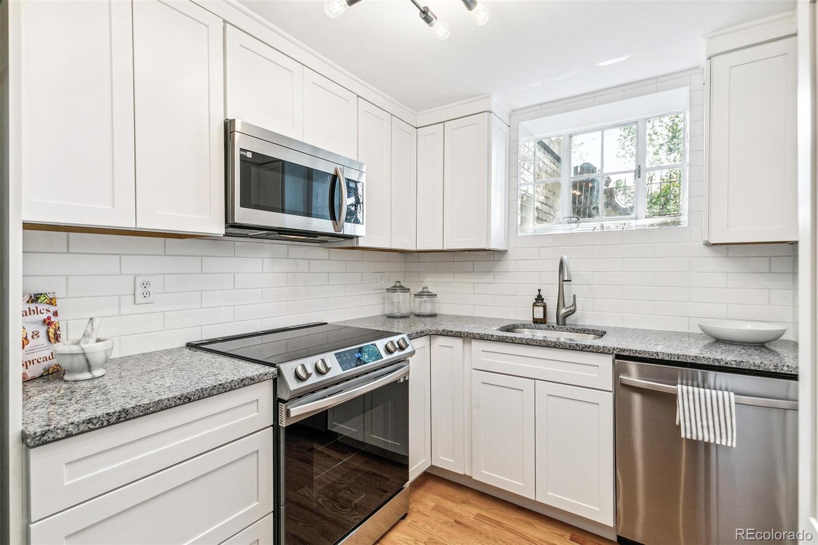 MLS Image #13 for 485 s logan street,denver, Colorado