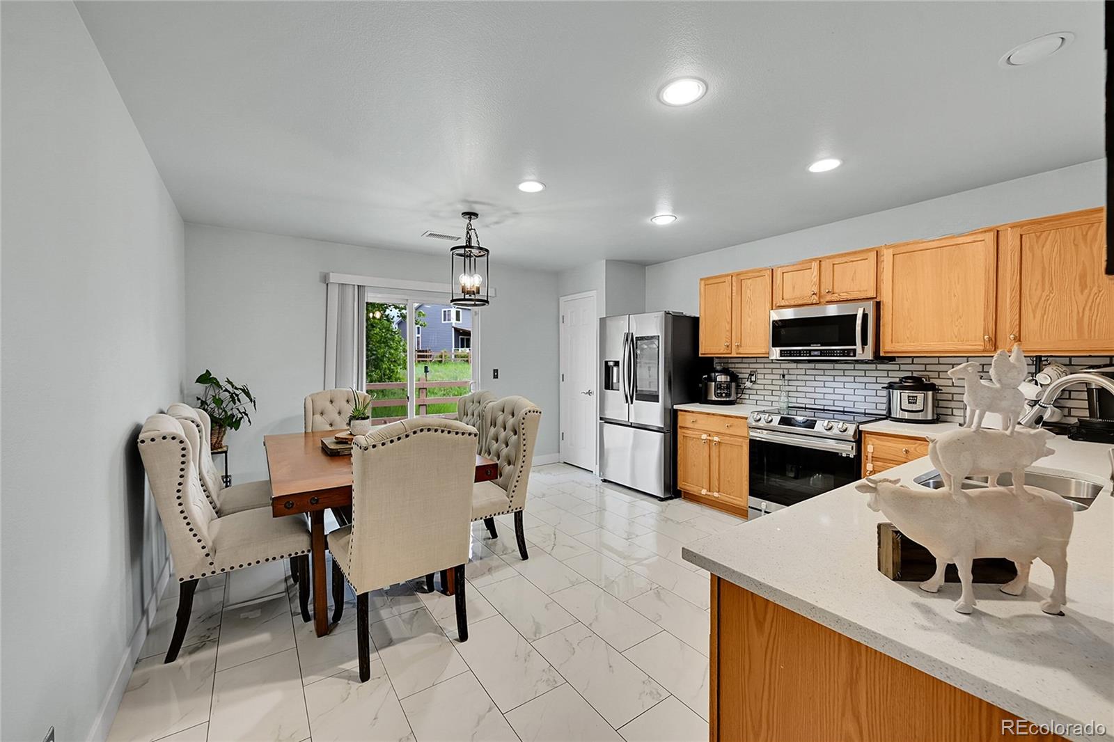 MLS Image #5 for 5577  jasper street,denver, Colorado