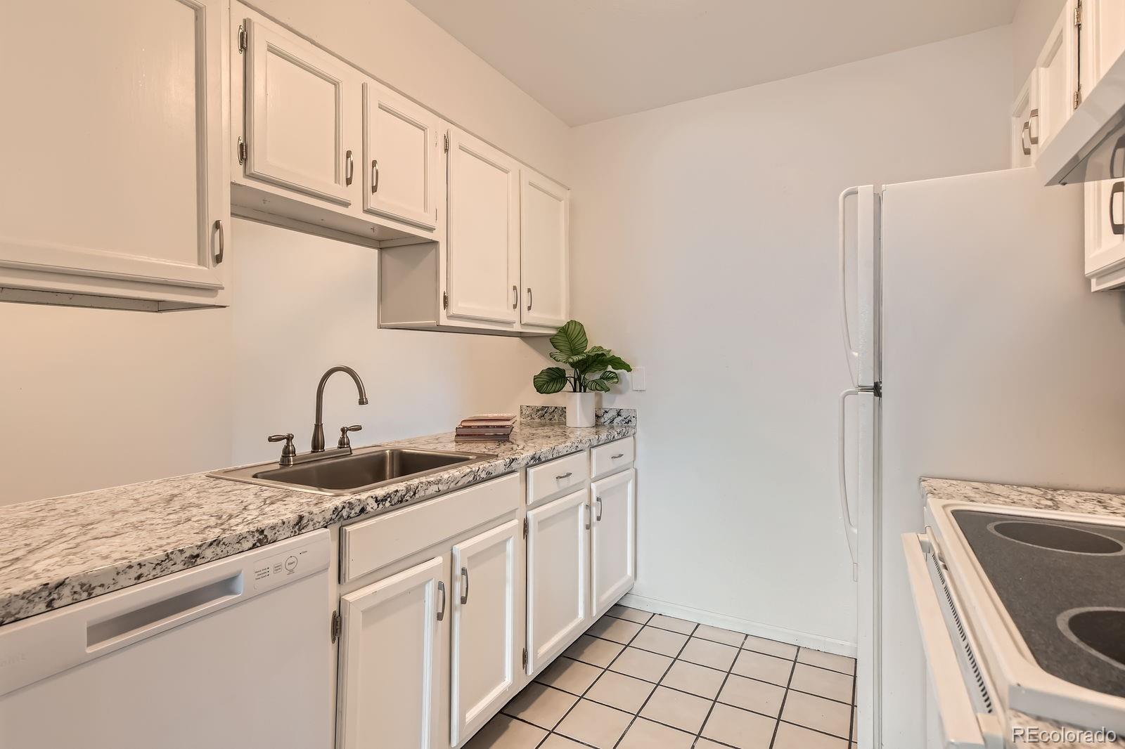 MLS Image #3 for 7665 e eastman avenue,denver, Colorado