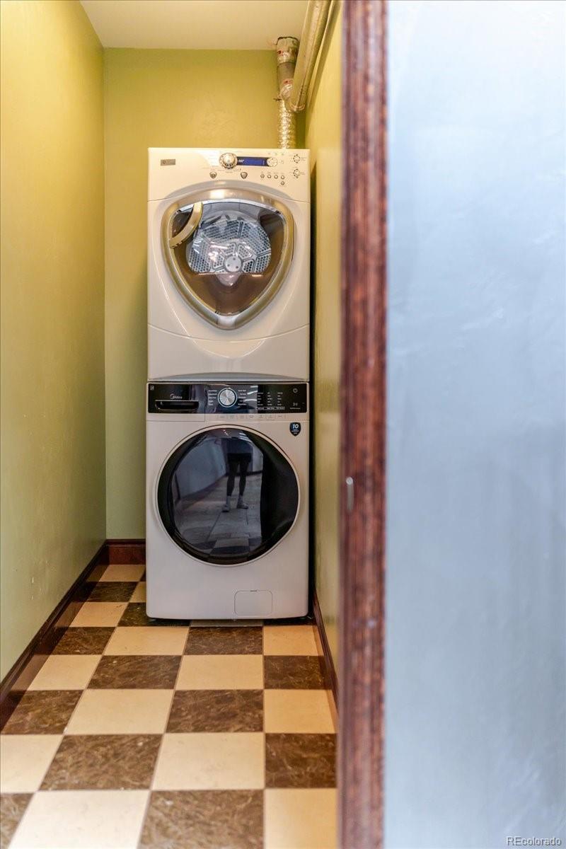MLS Image #15 for 2150  curtis street,denver, Colorado