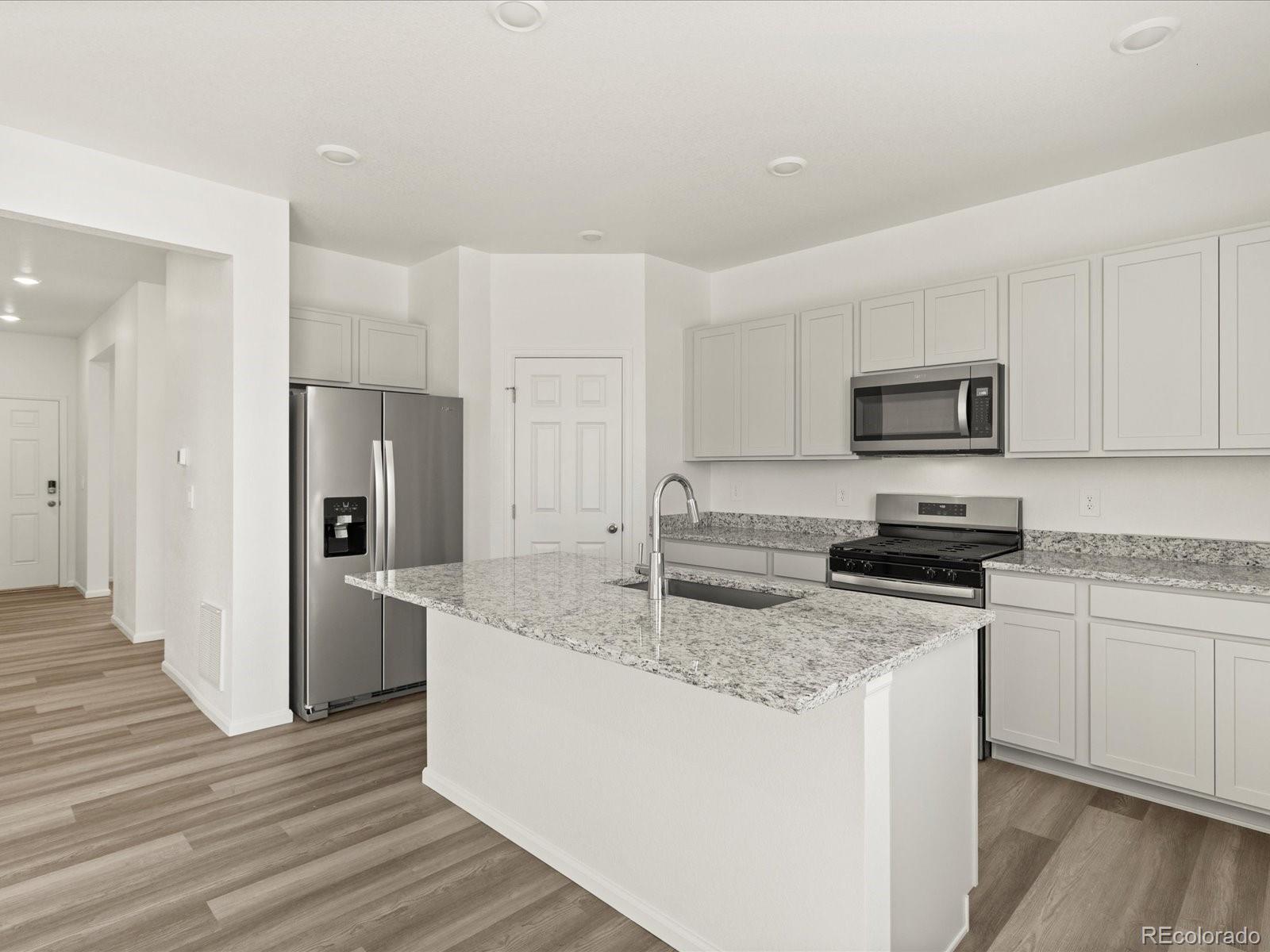 MLS Image #11 for 4694  rabbitbrush street,johnstown, Colorado