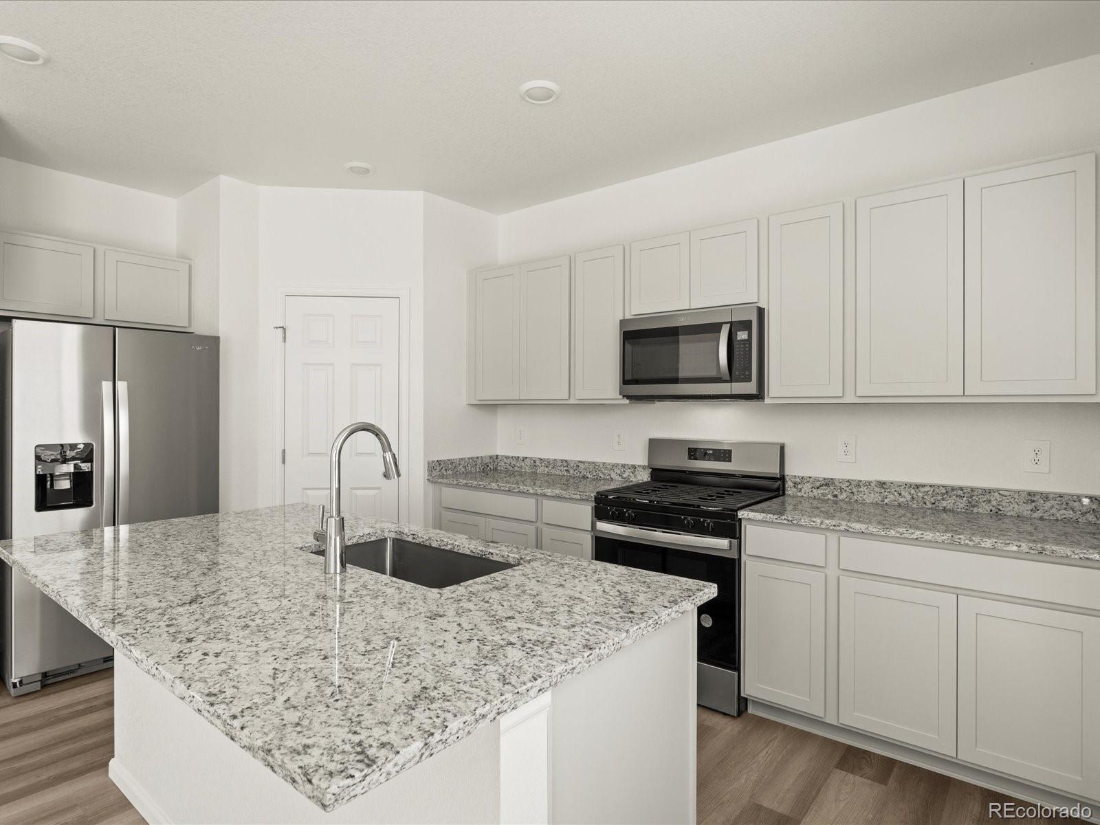 MLS Image #13 for 4694  rabbitbrush street,johnstown, Colorado